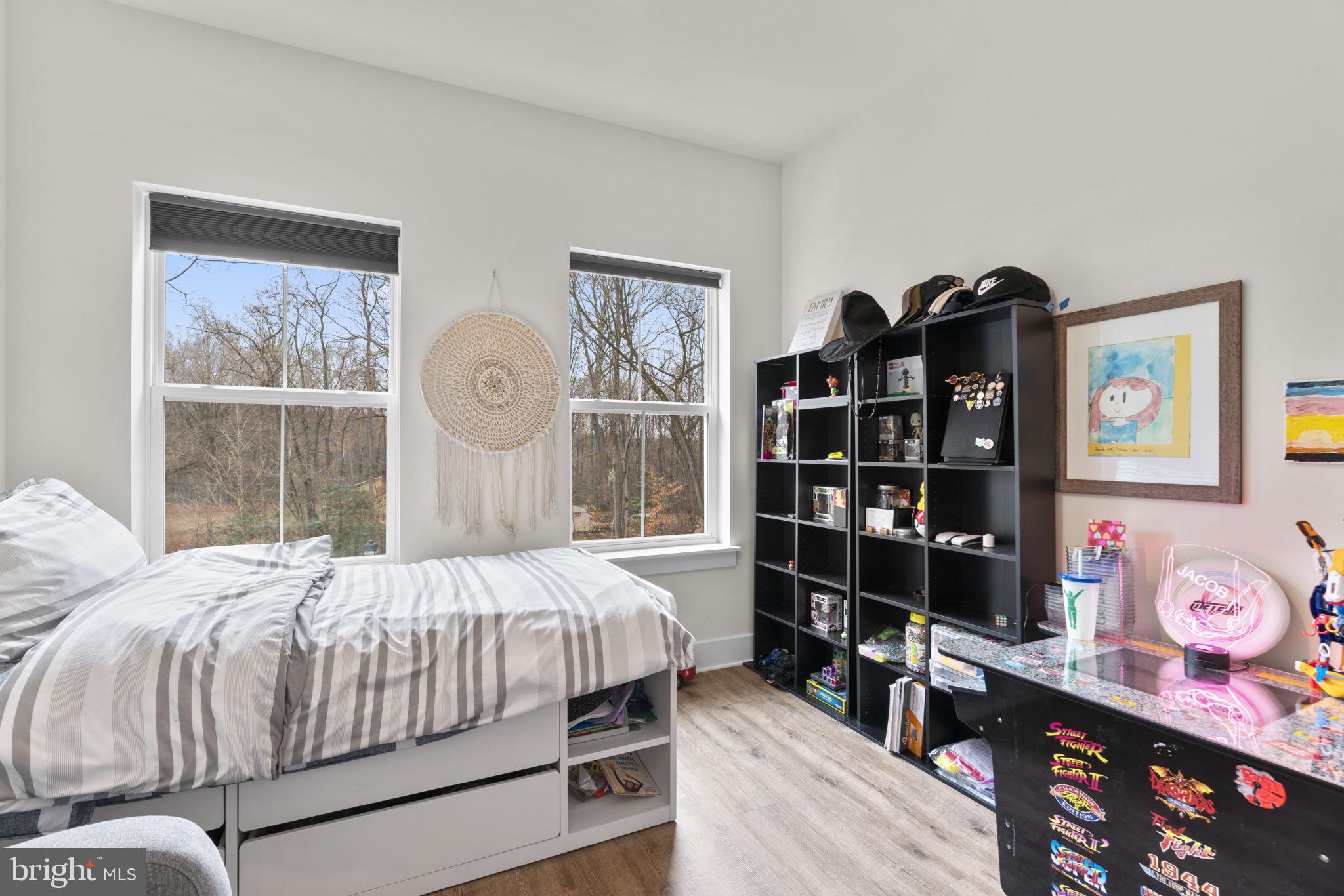 BRYN MAWR - Residential