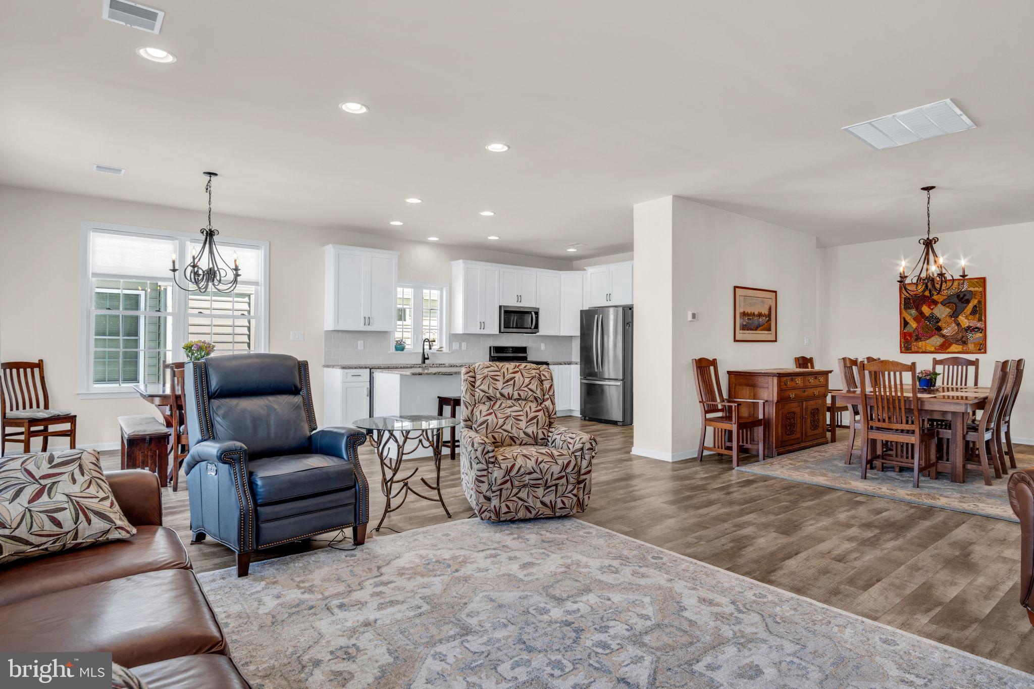 TRADITIONS OF AMERICA AT SILVER SPRING - Residential