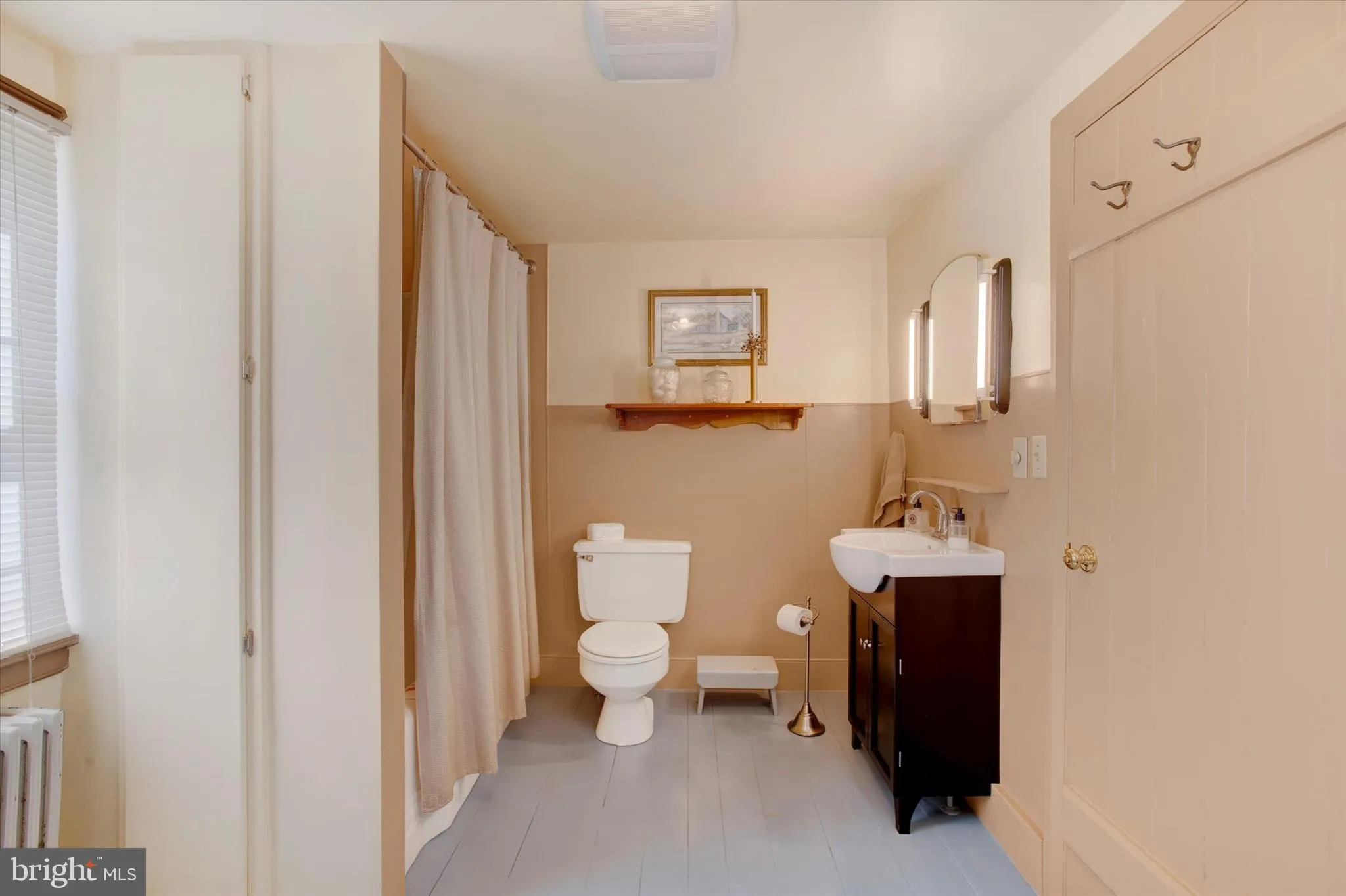 Newburg, Pennsylvania 17240, United States, 3 Bedrooms Bedrooms, ,2 BathroomsBathrooms,Residential,Active,162844