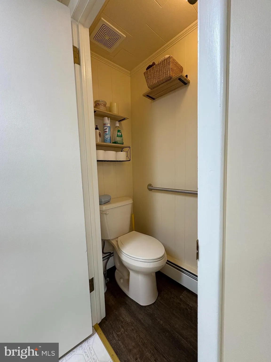 Newburg, Pennsylvania 17240, United States, 3 Bedrooms Bedrooms, ,2 BathroomsBathrooms,Residential,Active,162844