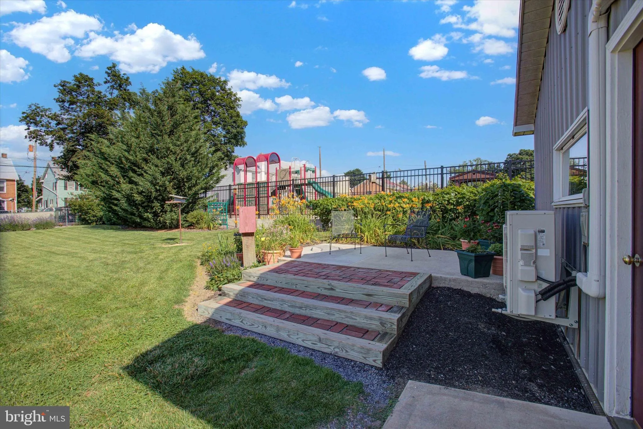 Newburg, Pennsylvania 17240, United States, 3 Bedrooms Bedrooms, ,2 BathroomsBathrooms,Residential,Active,162844