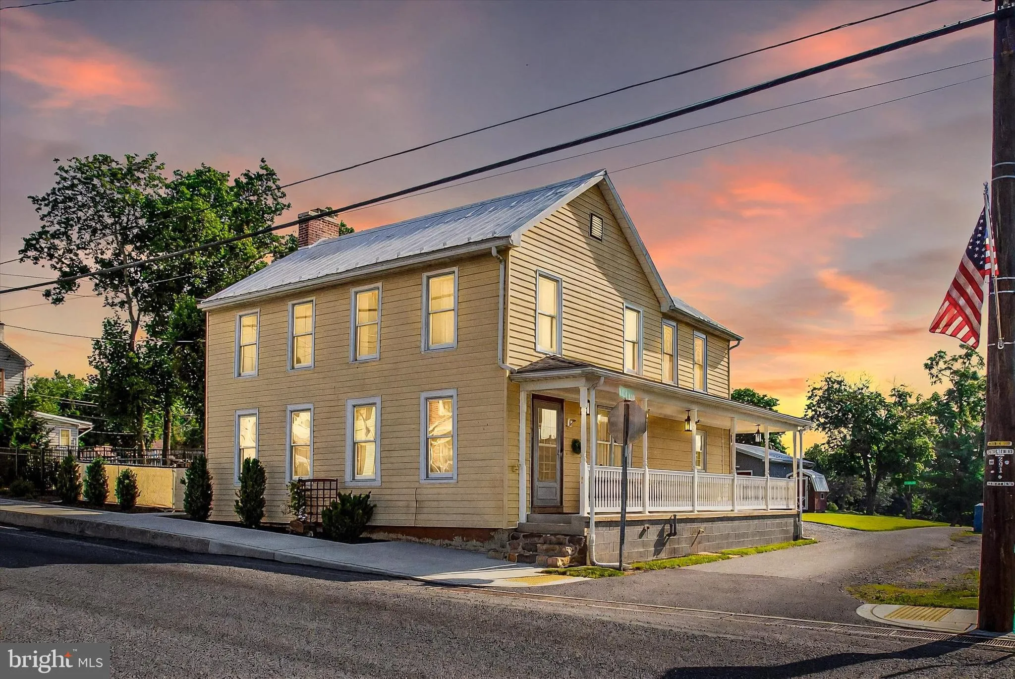 Newburg, Pennsylvania 17240, United States, 3 Bedrooms Bedrooms, ,2 BathroomsBathrooms,Residential,Active,162844