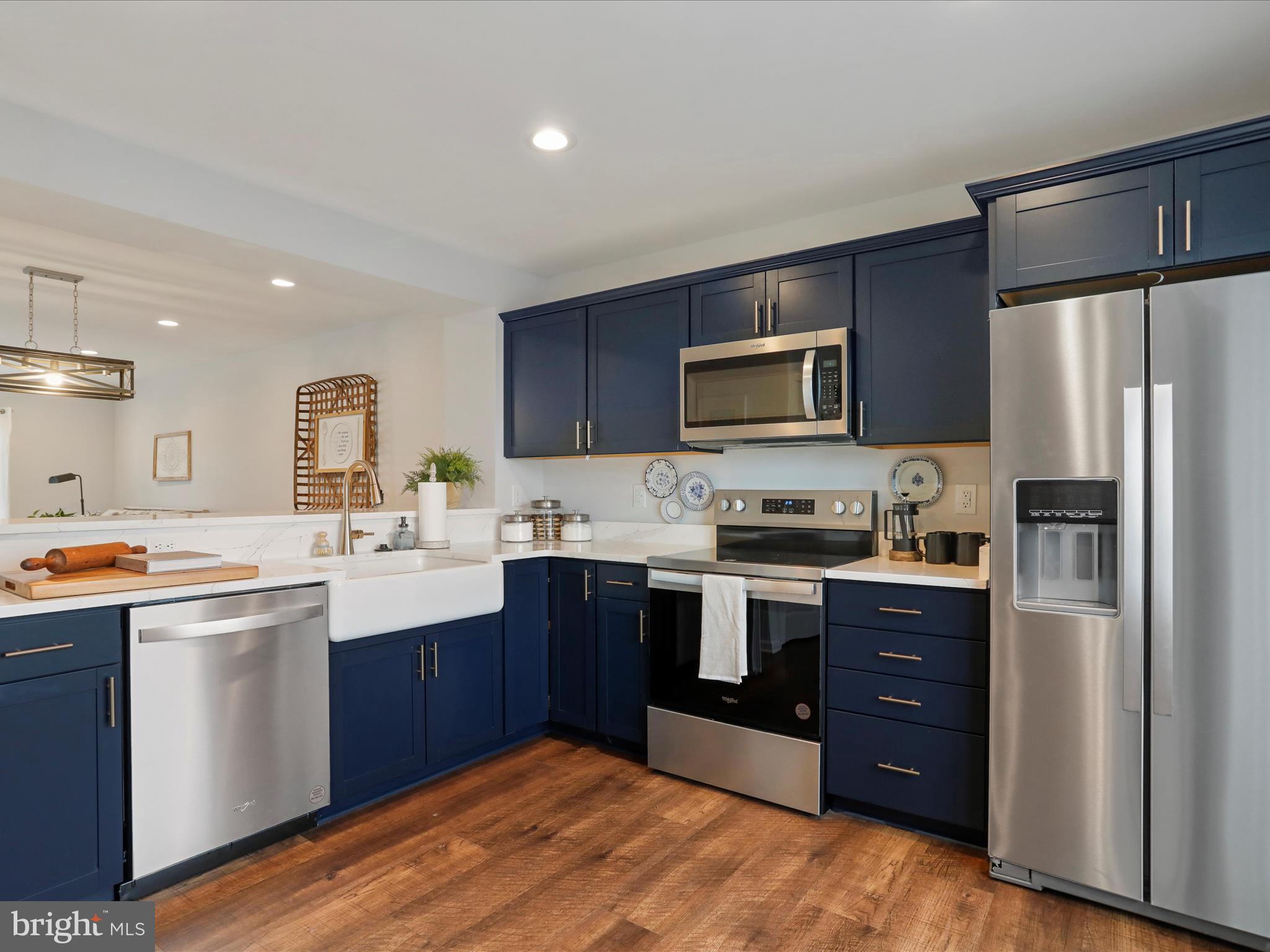 328 11TH STREET W