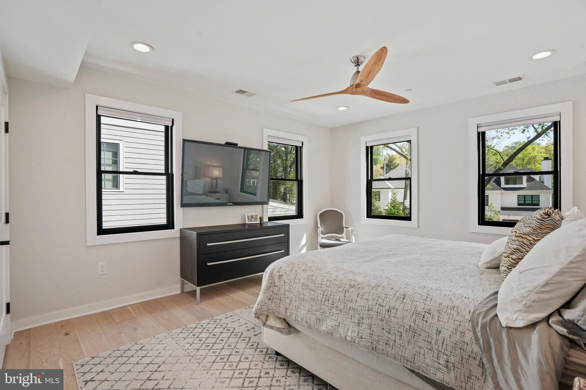 PALISADES - Residential