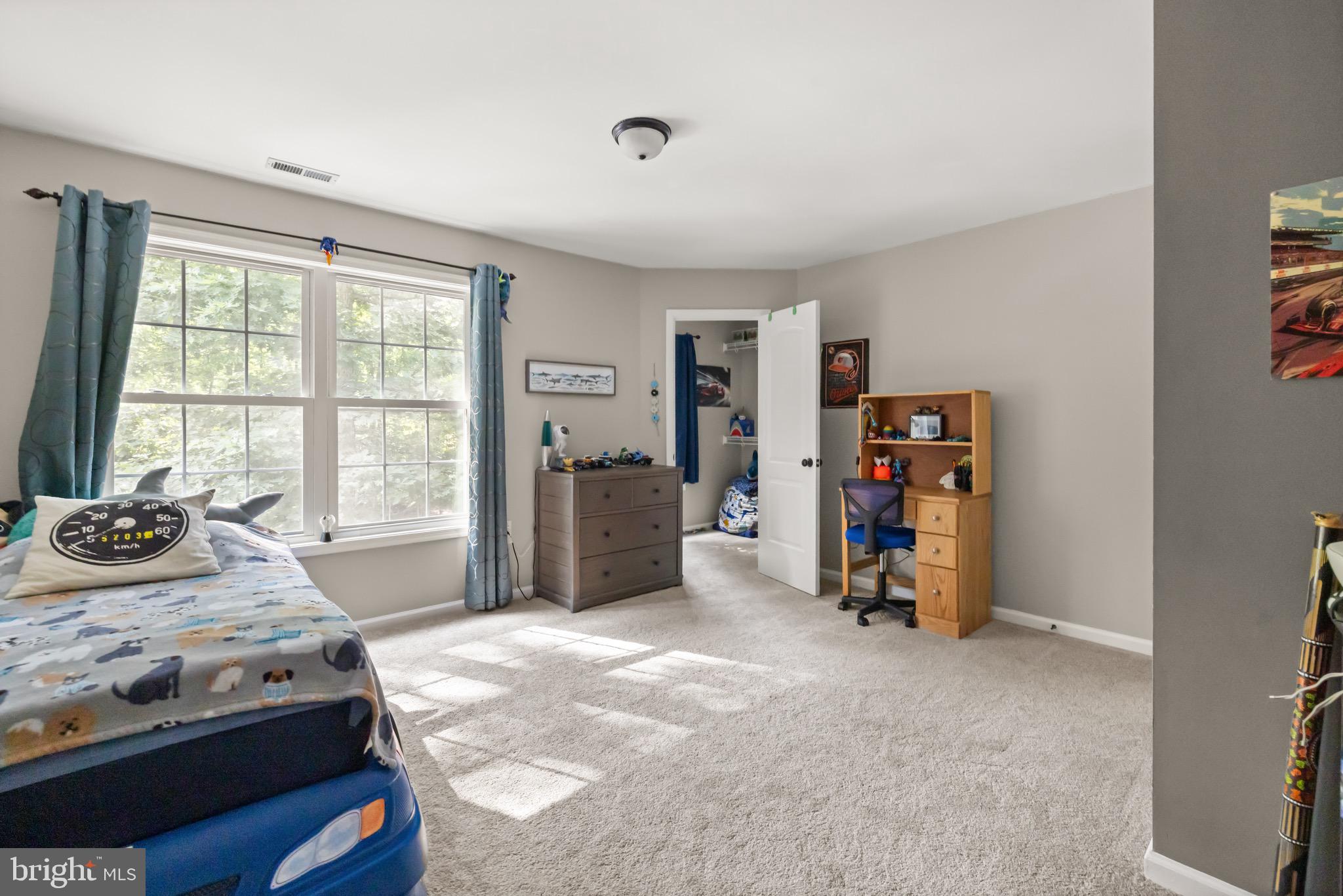 SHANNONDALE - Residential