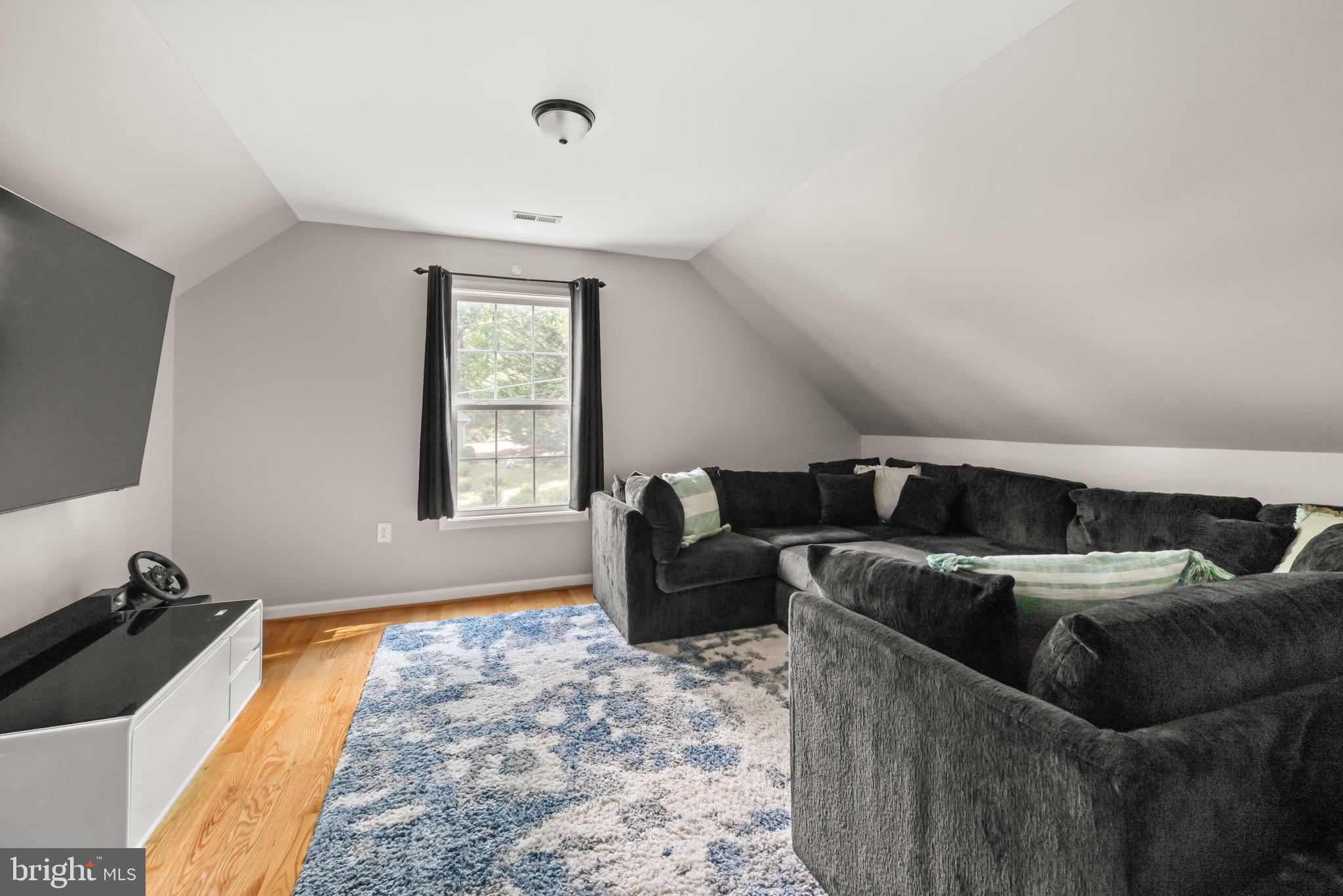 SHANNONDALE - Residential