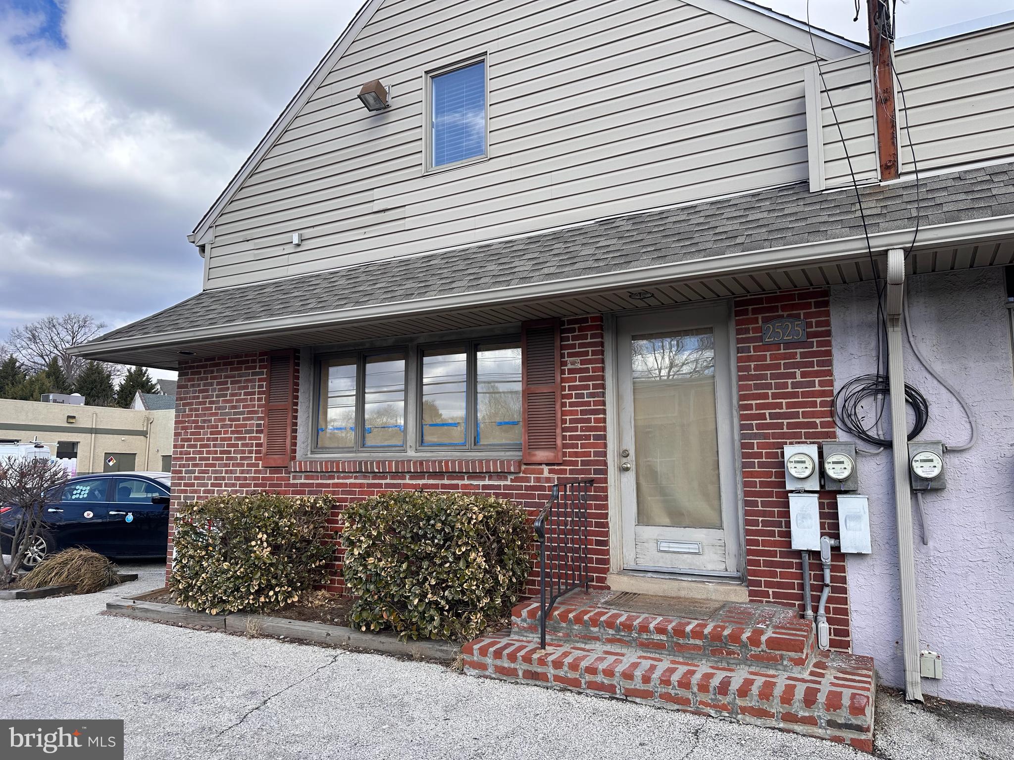 ARDMORE - Commercial Lease