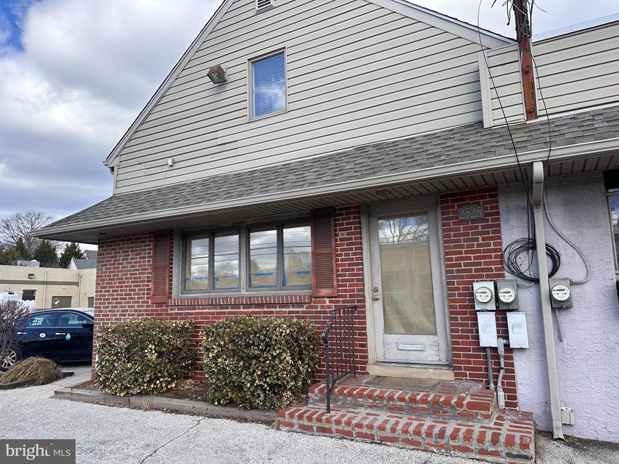 Commercial Office Space located on Haverford Rd in Ardmore. High traffic area, close and easy access to city and suburbs. Walk to train station. First floor: Three office(20 x 14.5 front,14.5 x 10.5 middle,13 x 12 rear) with bath, storage closet. Access front and side entrances. Parking for 4-6 cars. Freshly painted, new flooring 1150/month plus utilities.Includes property taxes.