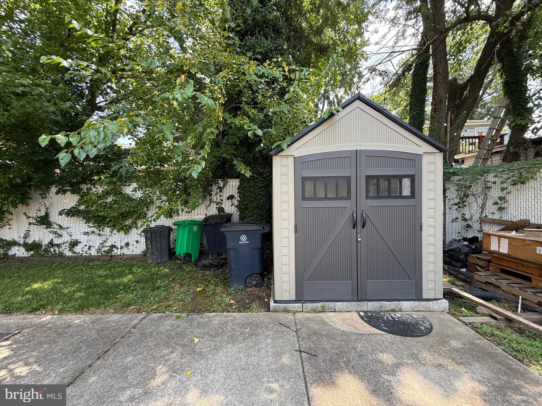 RADIANT VALLEY - Residential