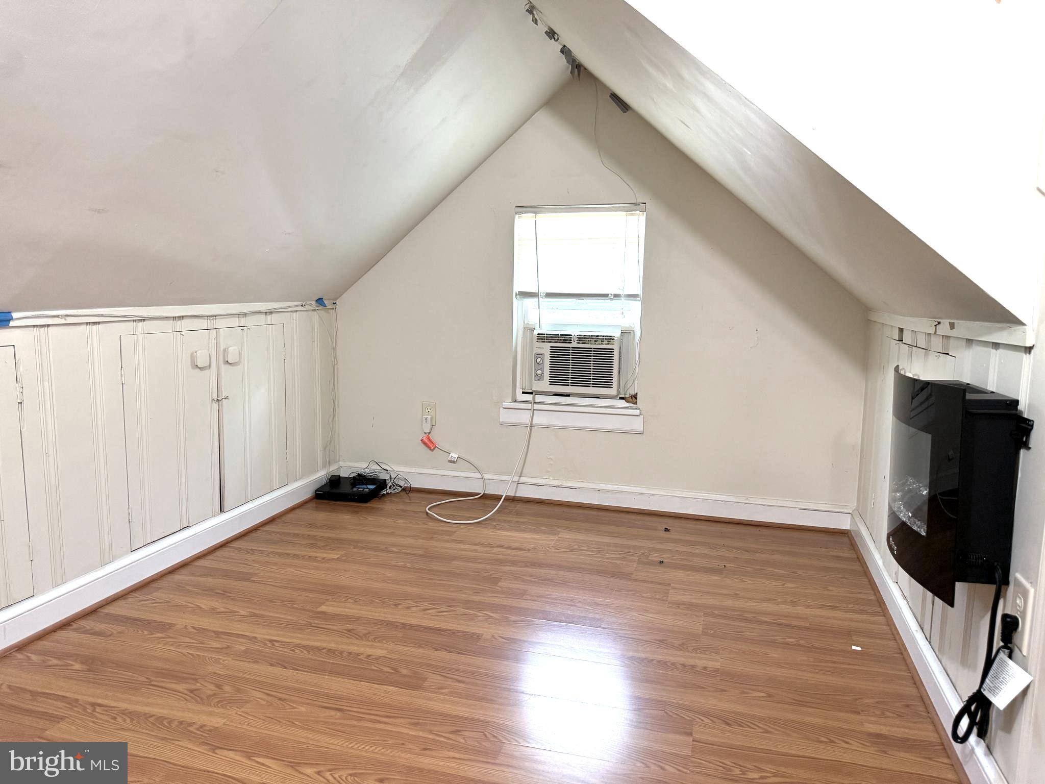 RADIANT VALLEY - Residential