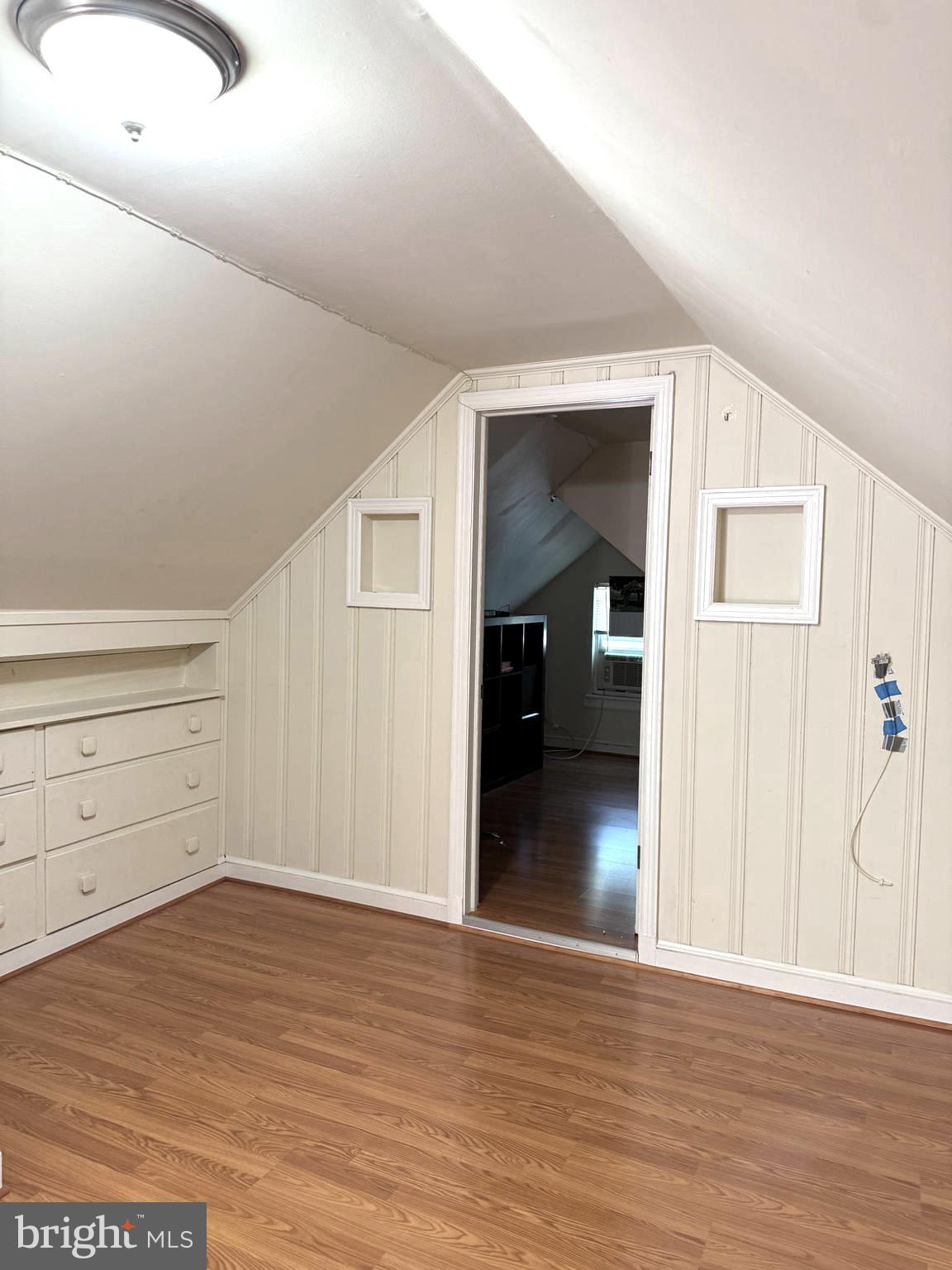 RADIANT VALLEY - Residential