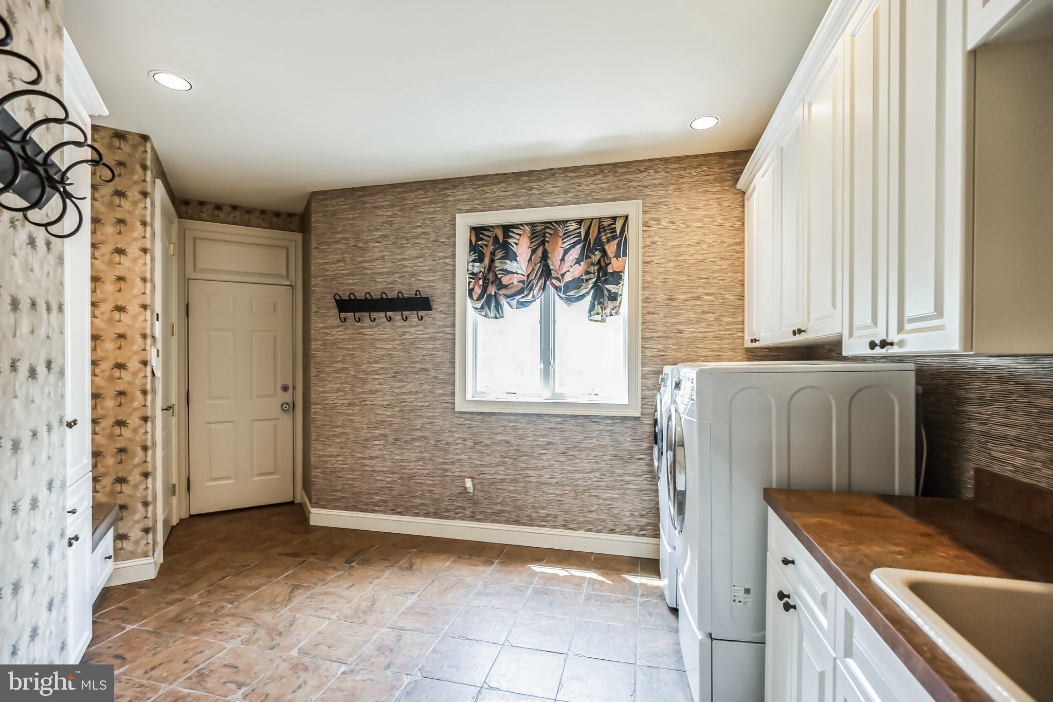 GREYSTONE - Residential