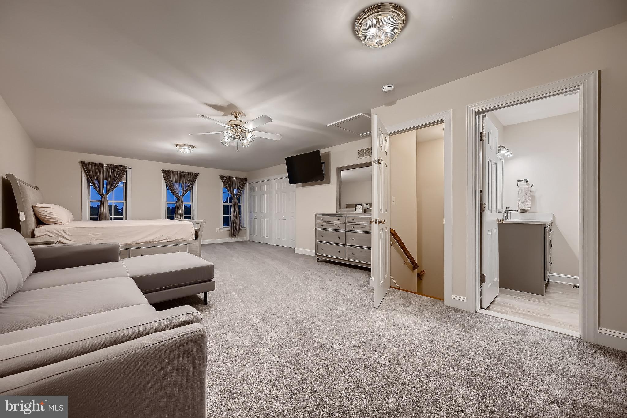 POND OVERLOOK - Residential