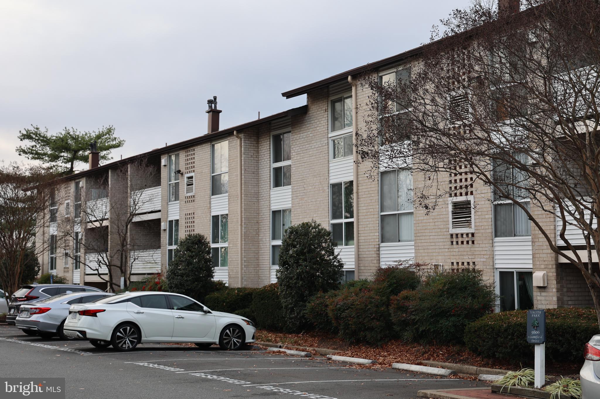 VALLEY PARK - Residential