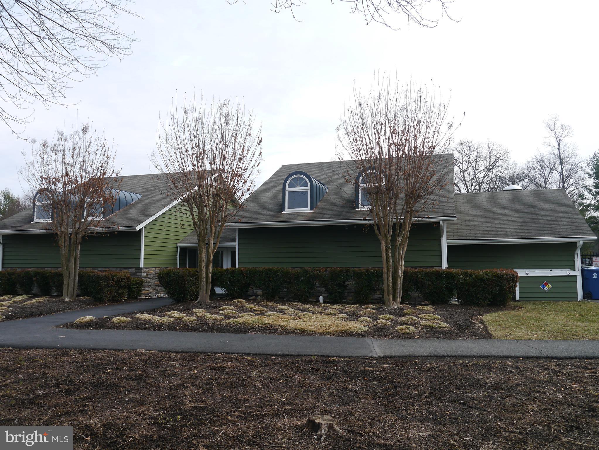 COUNTRYSIDE - Residential