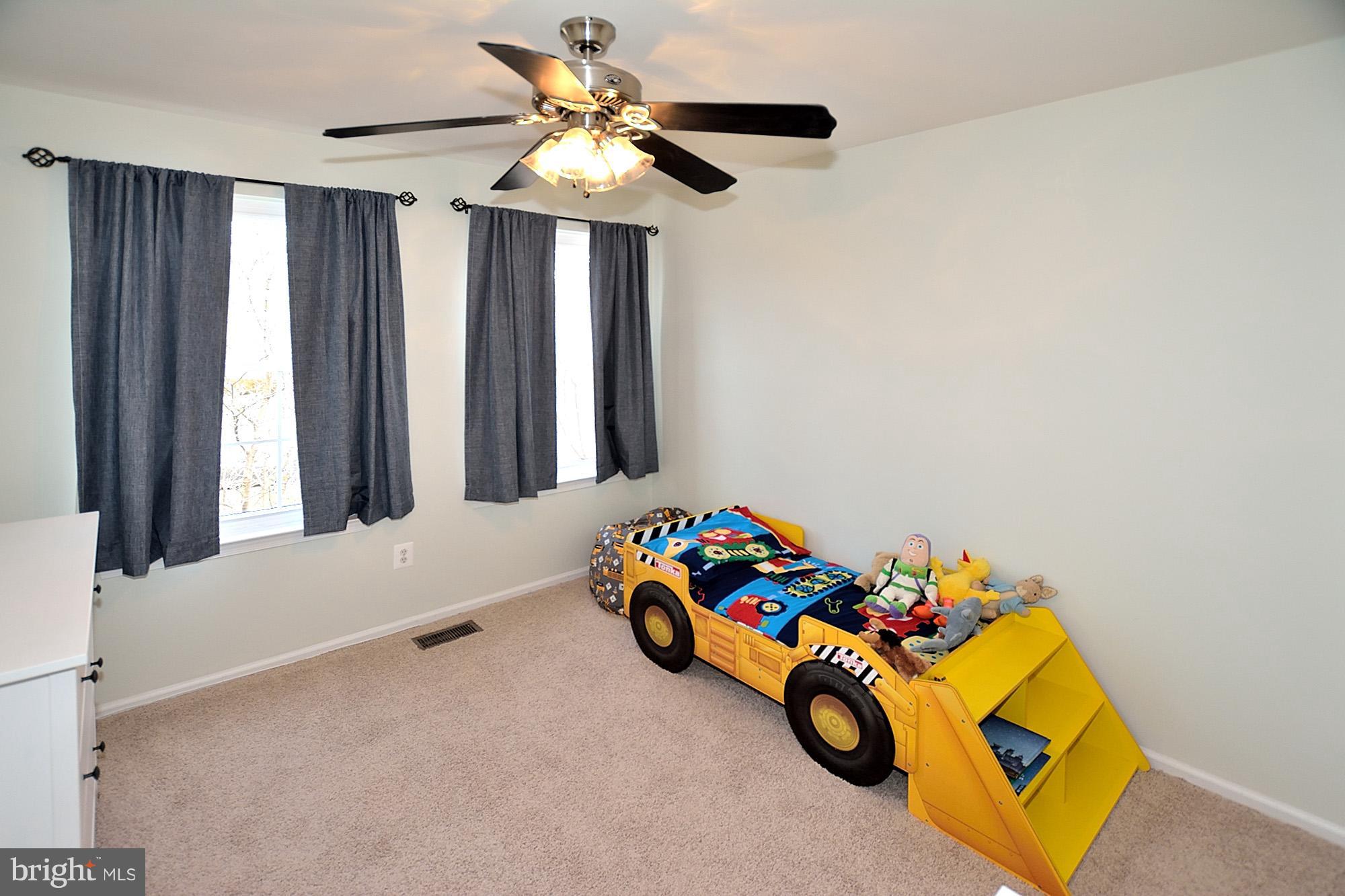 COUNTRYSIDE - Residential