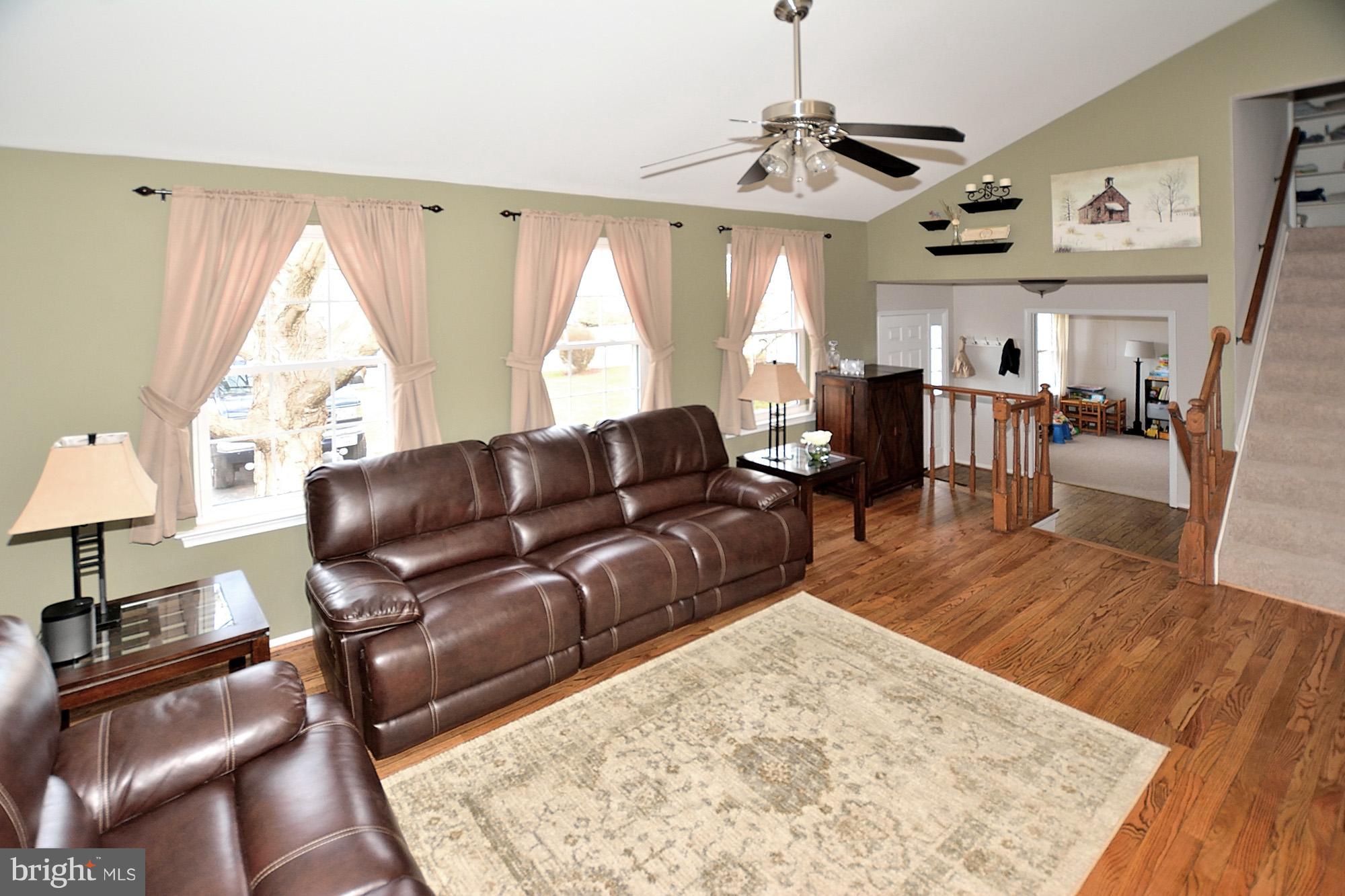 COUNTRYSIDE - Residential