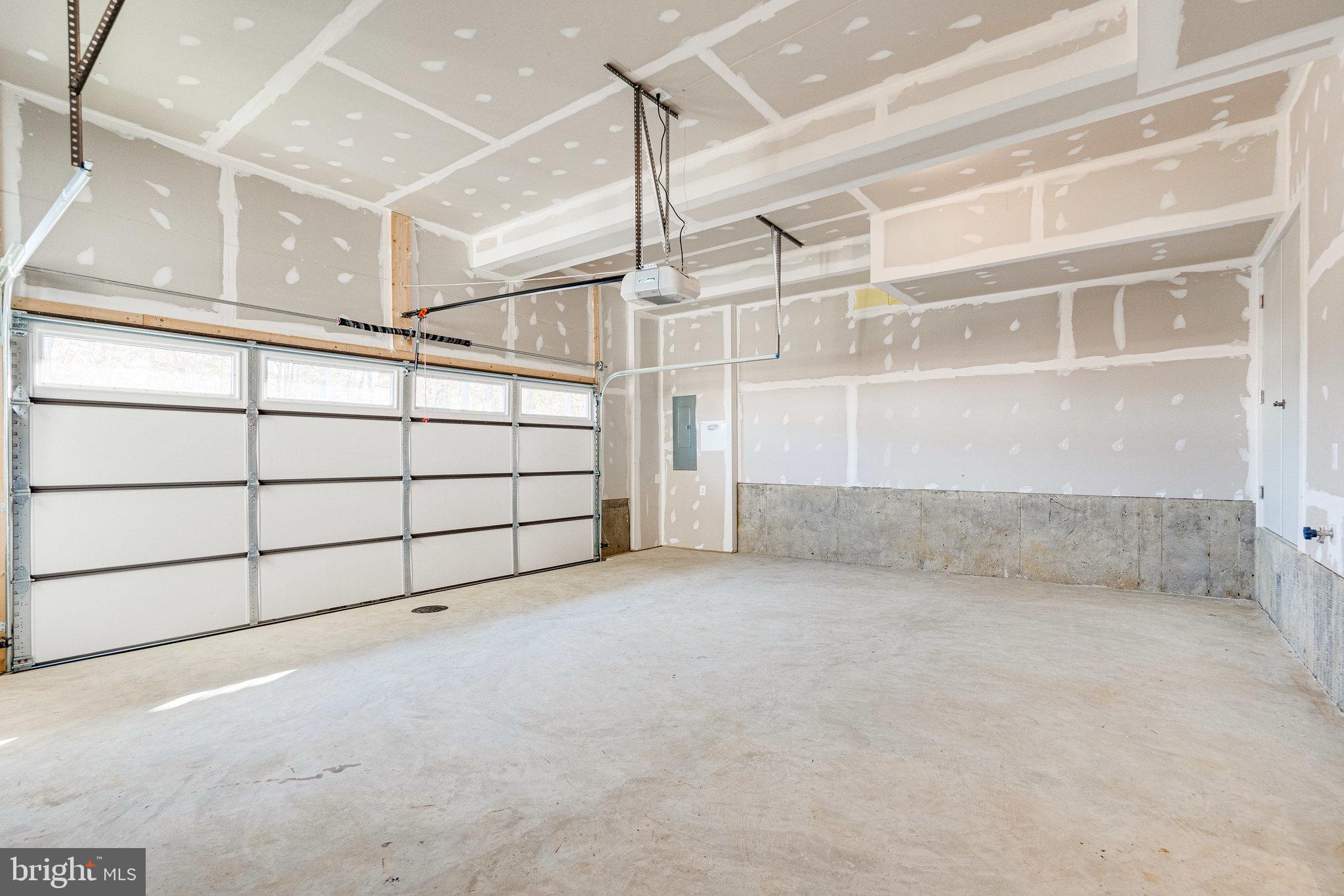 POTOMAC SHORES - Residential