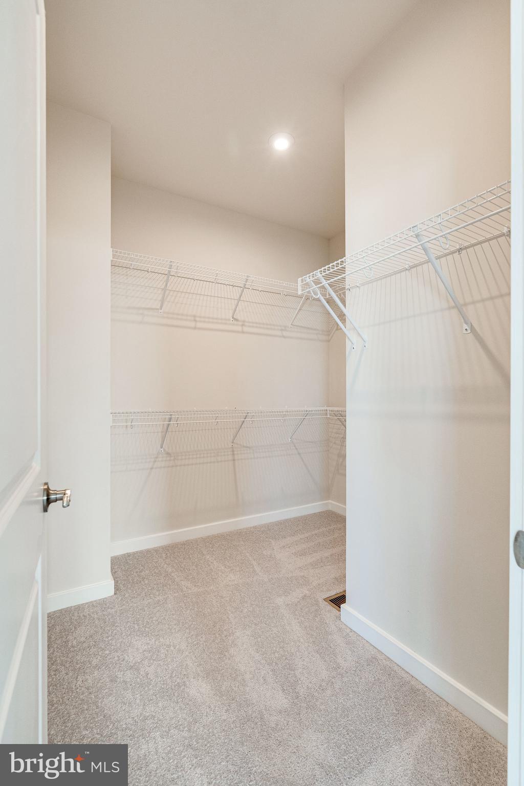 POTOMAC SHORES - Residential