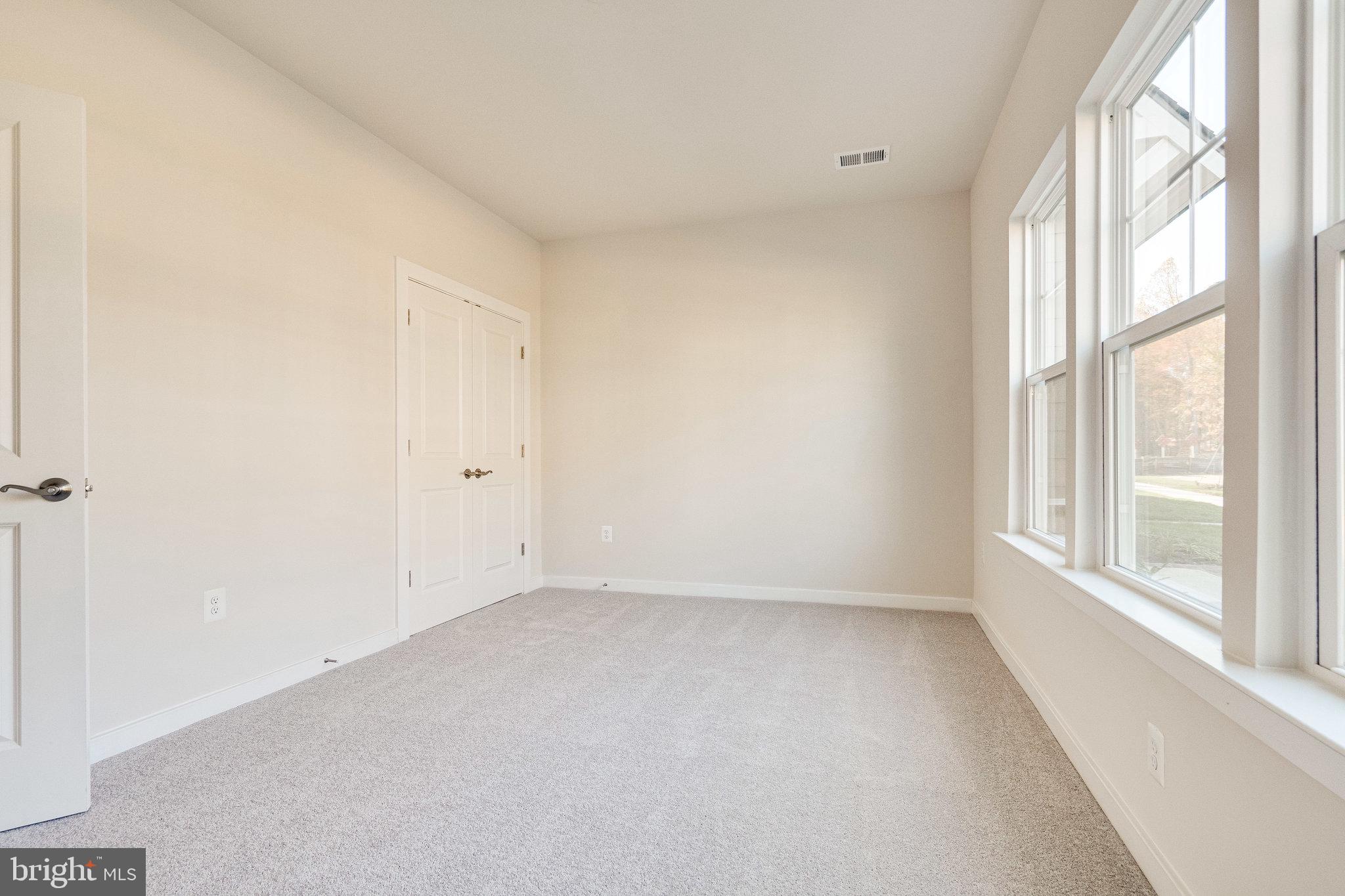 POTOMAC SHORES - Residential