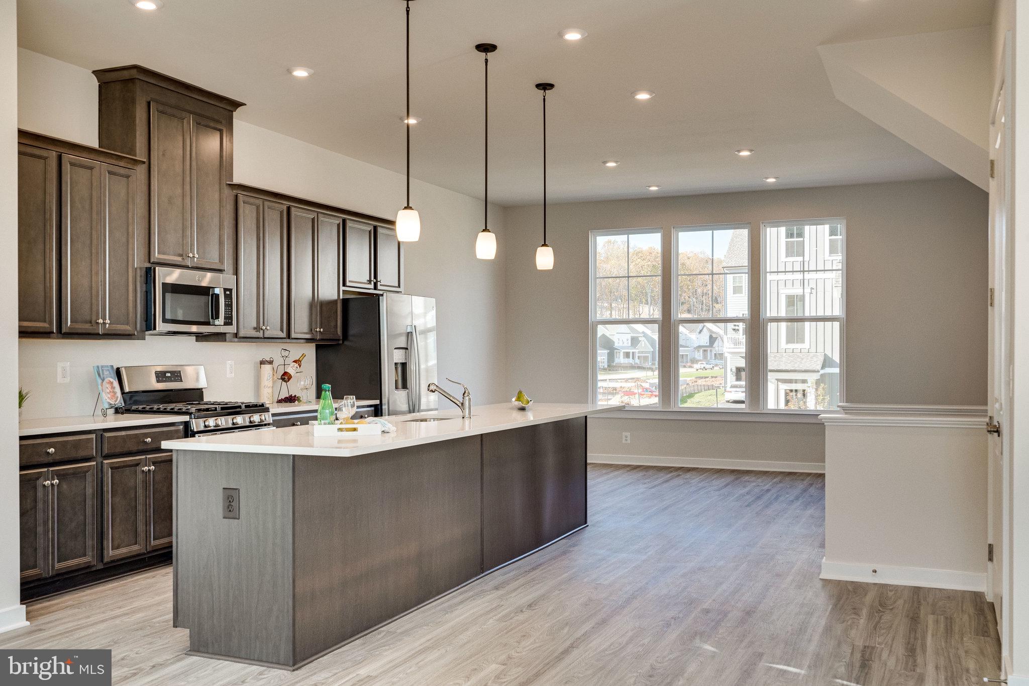 POTOMAC SHORES - Residential