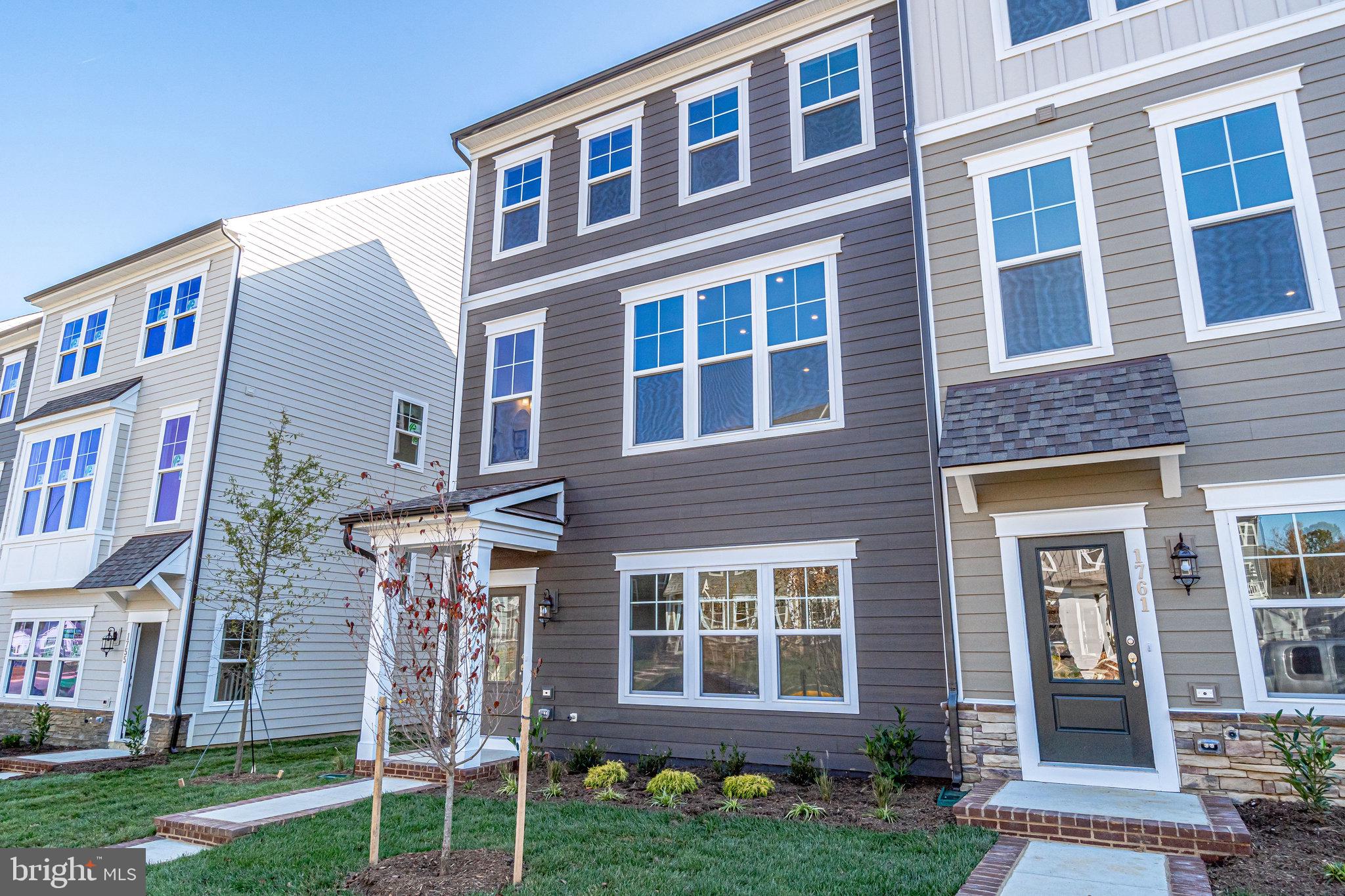 POTOMAC SHORES - Residential