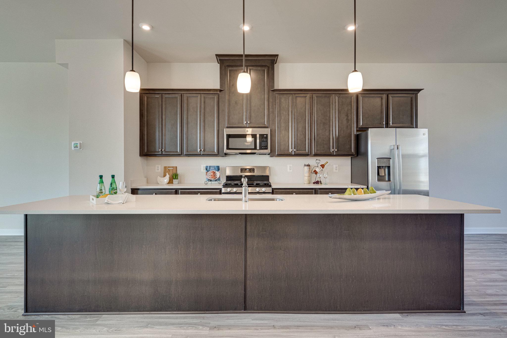 POTOMAC SHORES - Residential