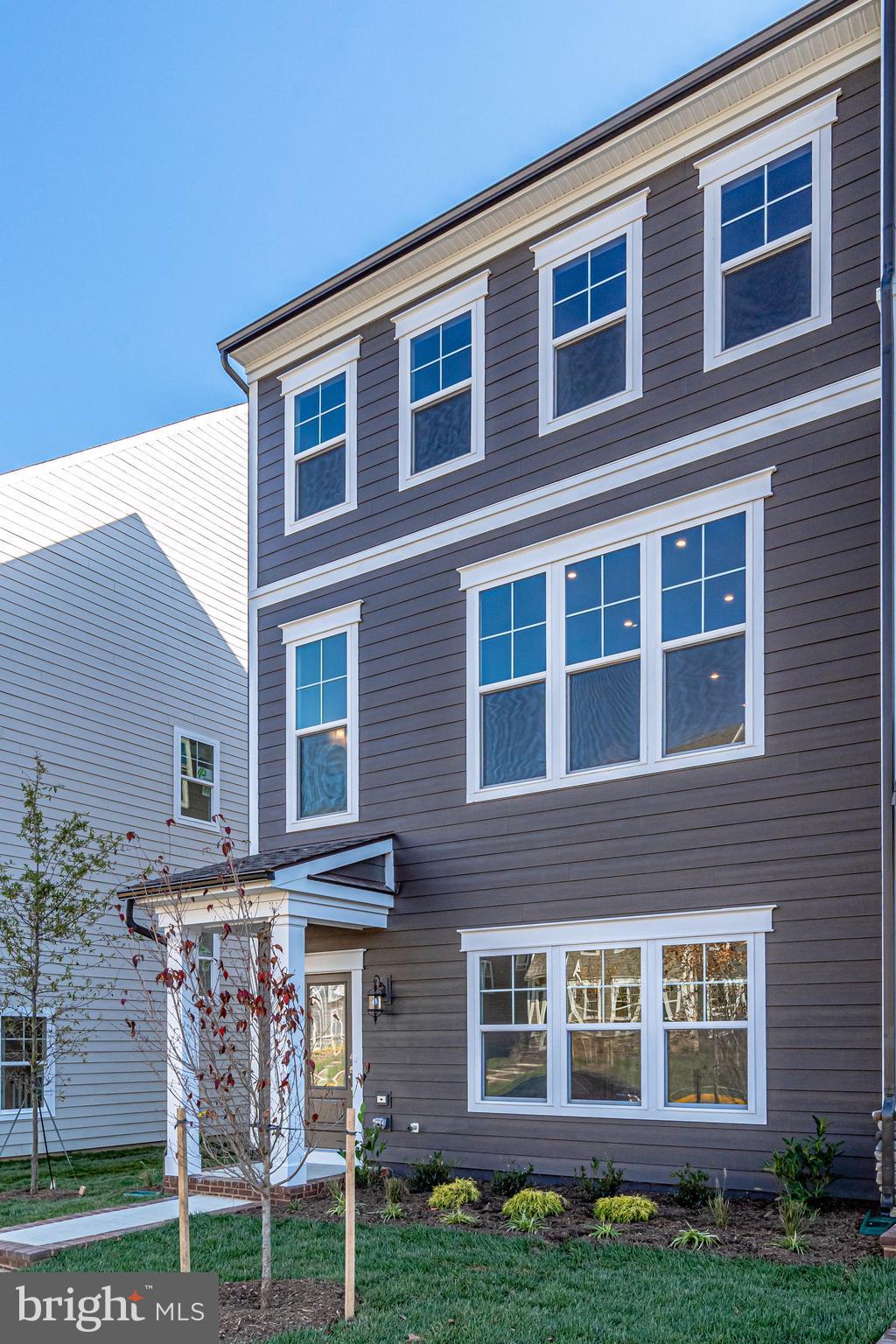 POTOMAC SHORES - Residential