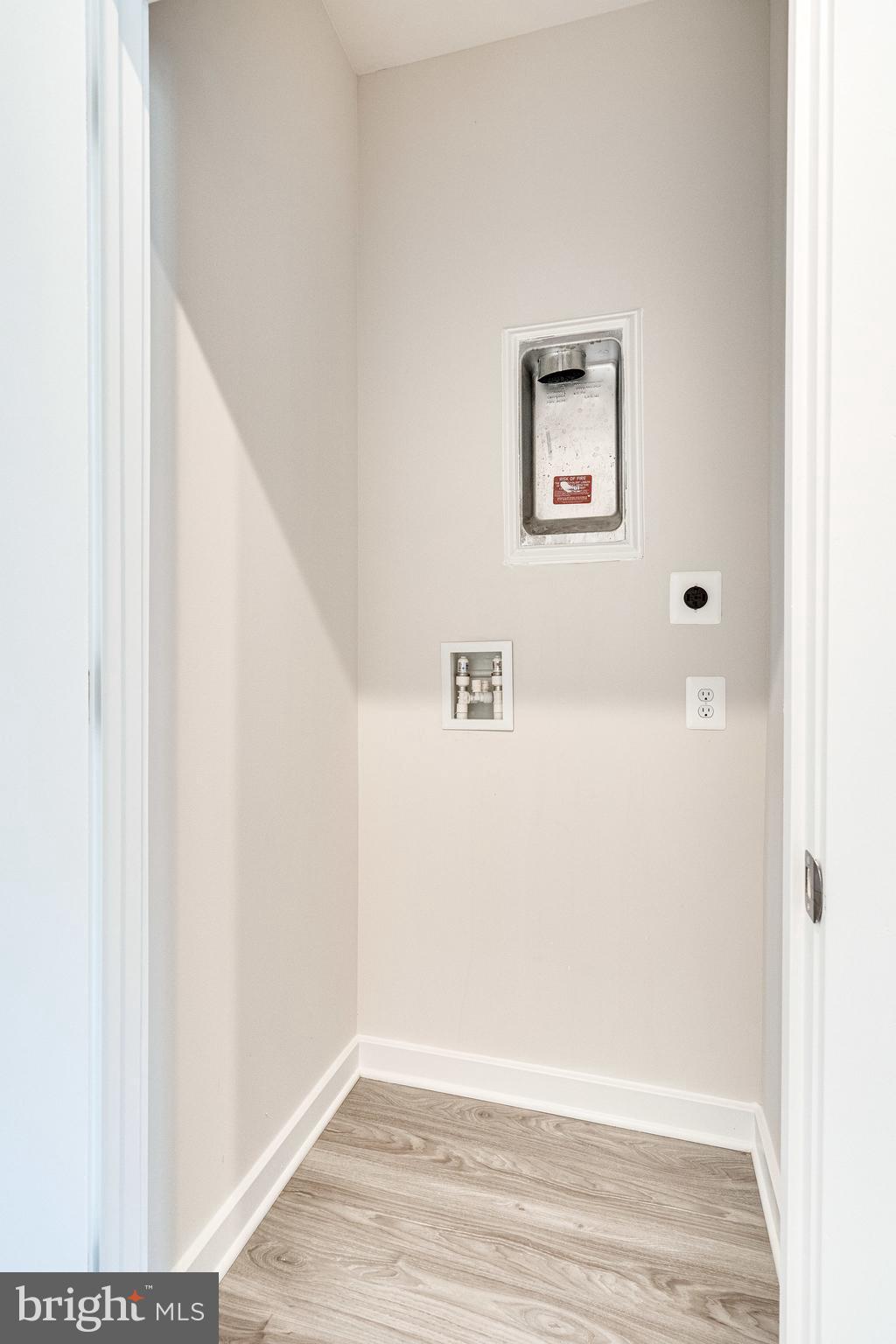 POTOMAC SHORES - Residential