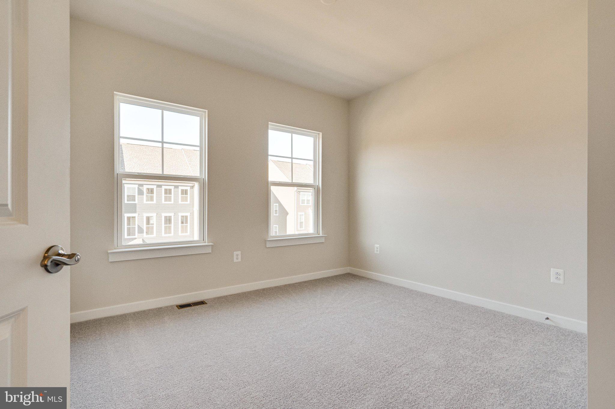 POTOMAC SHORES - Residential