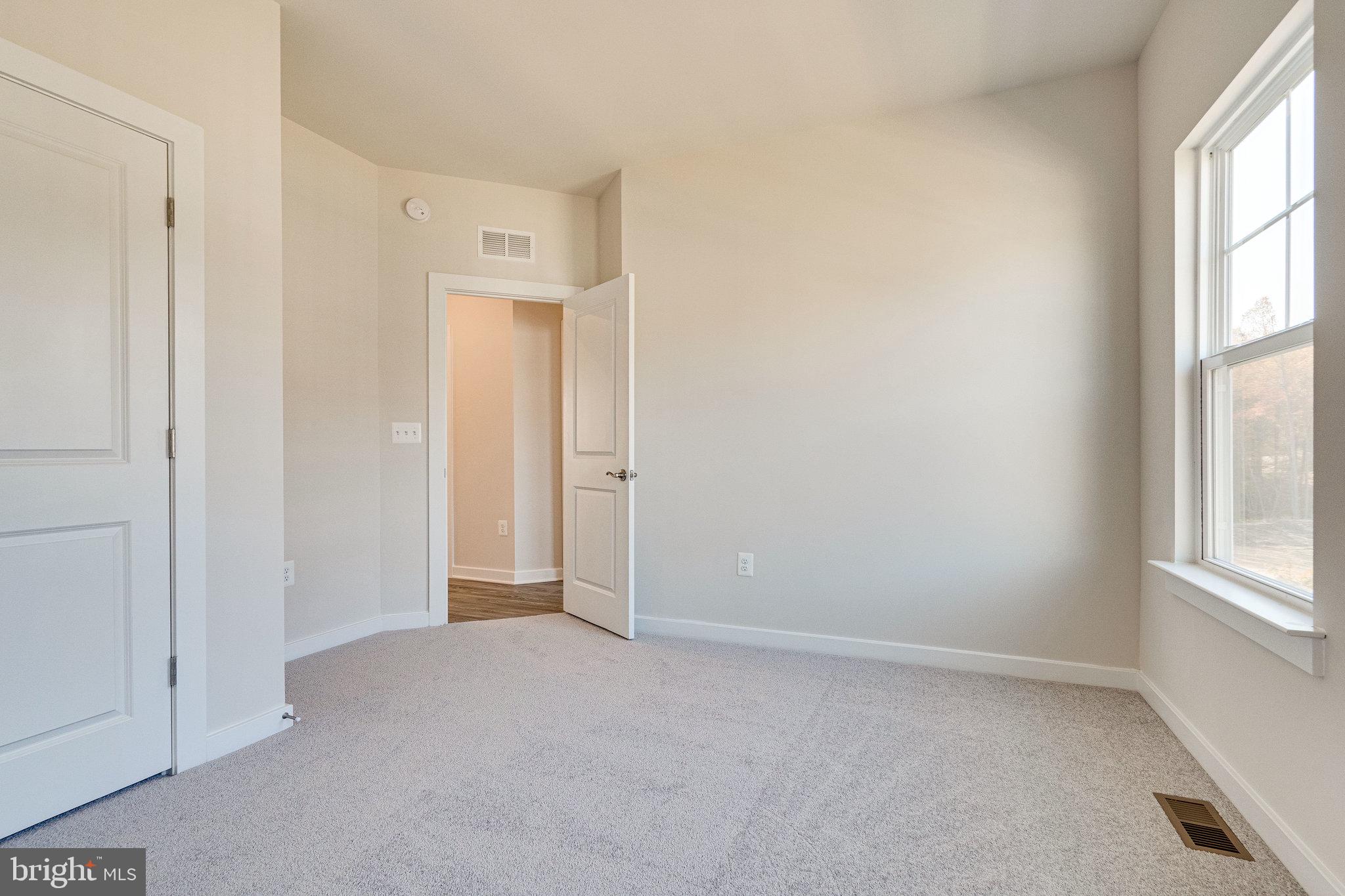 POTOMAC SHORES - Residential