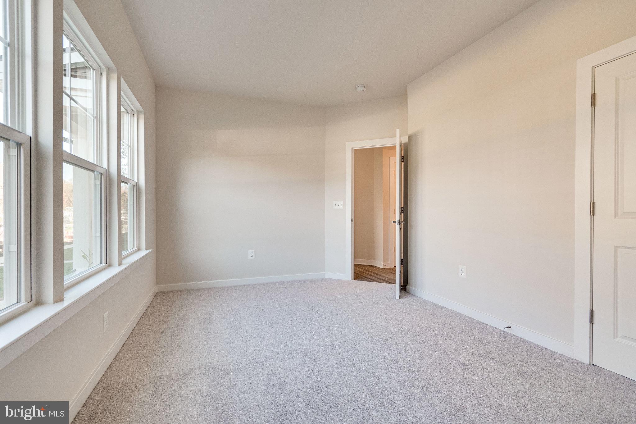 POTOMAC SHORES - Residential