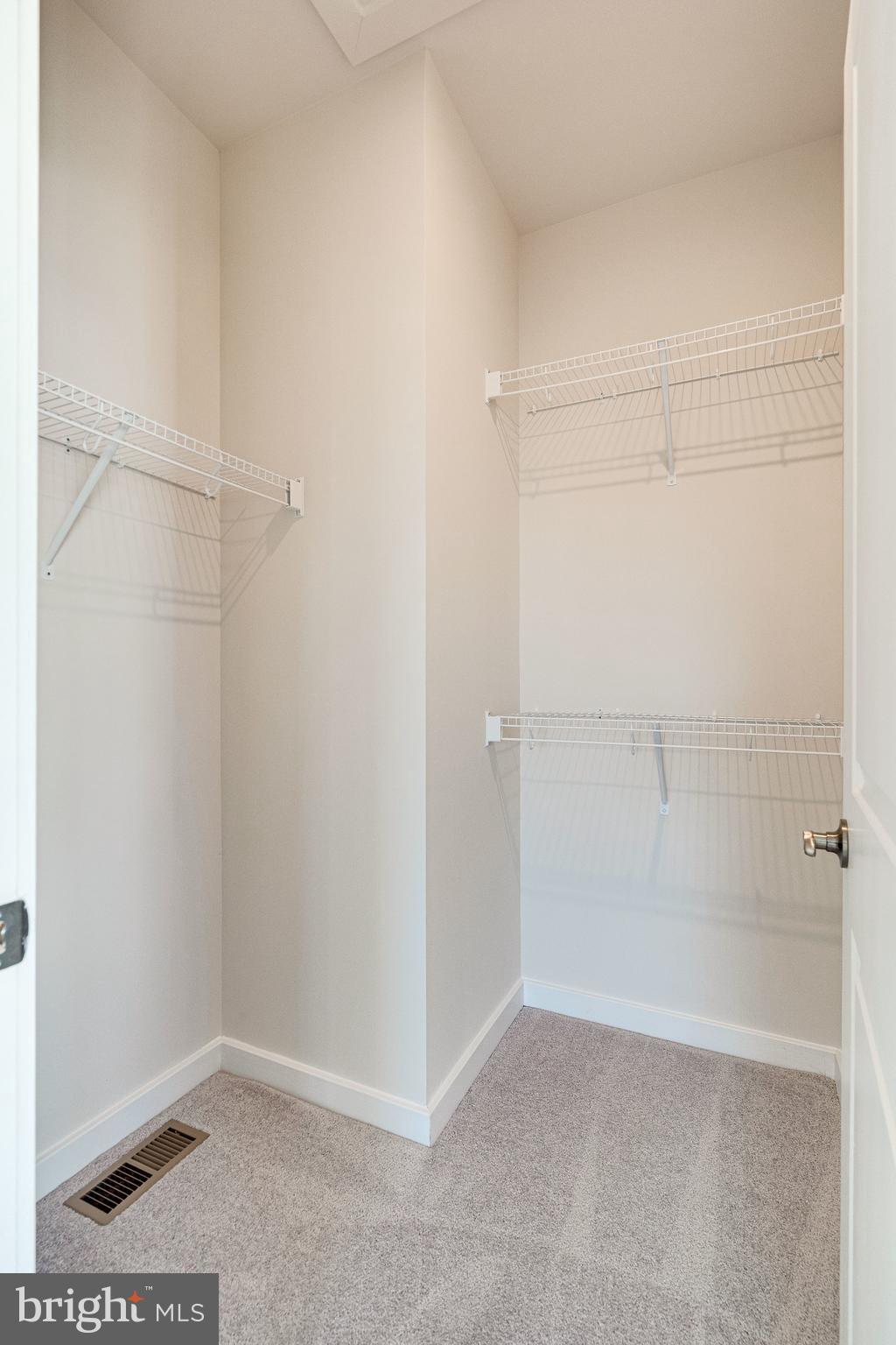 POTOMAC SHORES - Residential