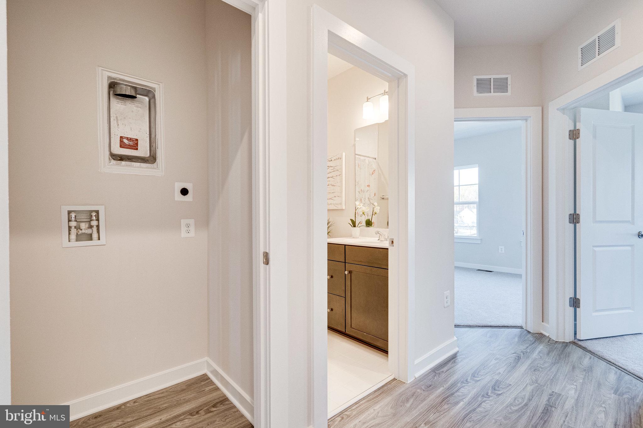 POTOMAC SHORES - Residential