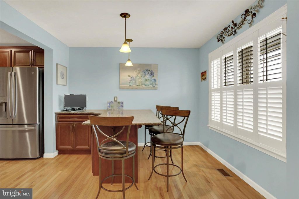 Photo of 708 Gladstone Ct, MECHANICSBURG, PA 17055 (MLS # PACB2051110)