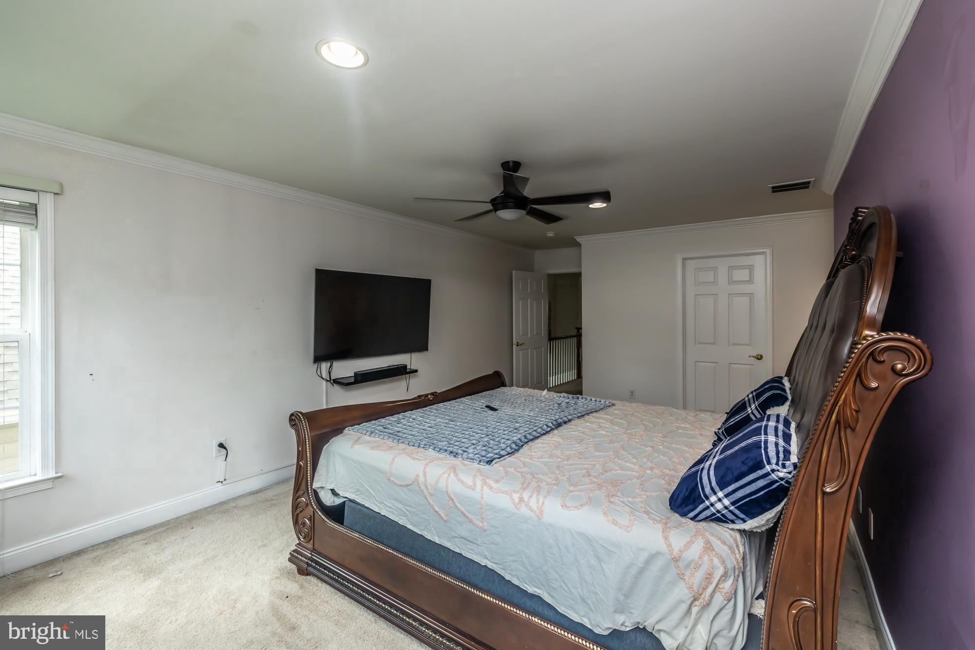 CHARLESTOWN MEADOWS - Residential Lease