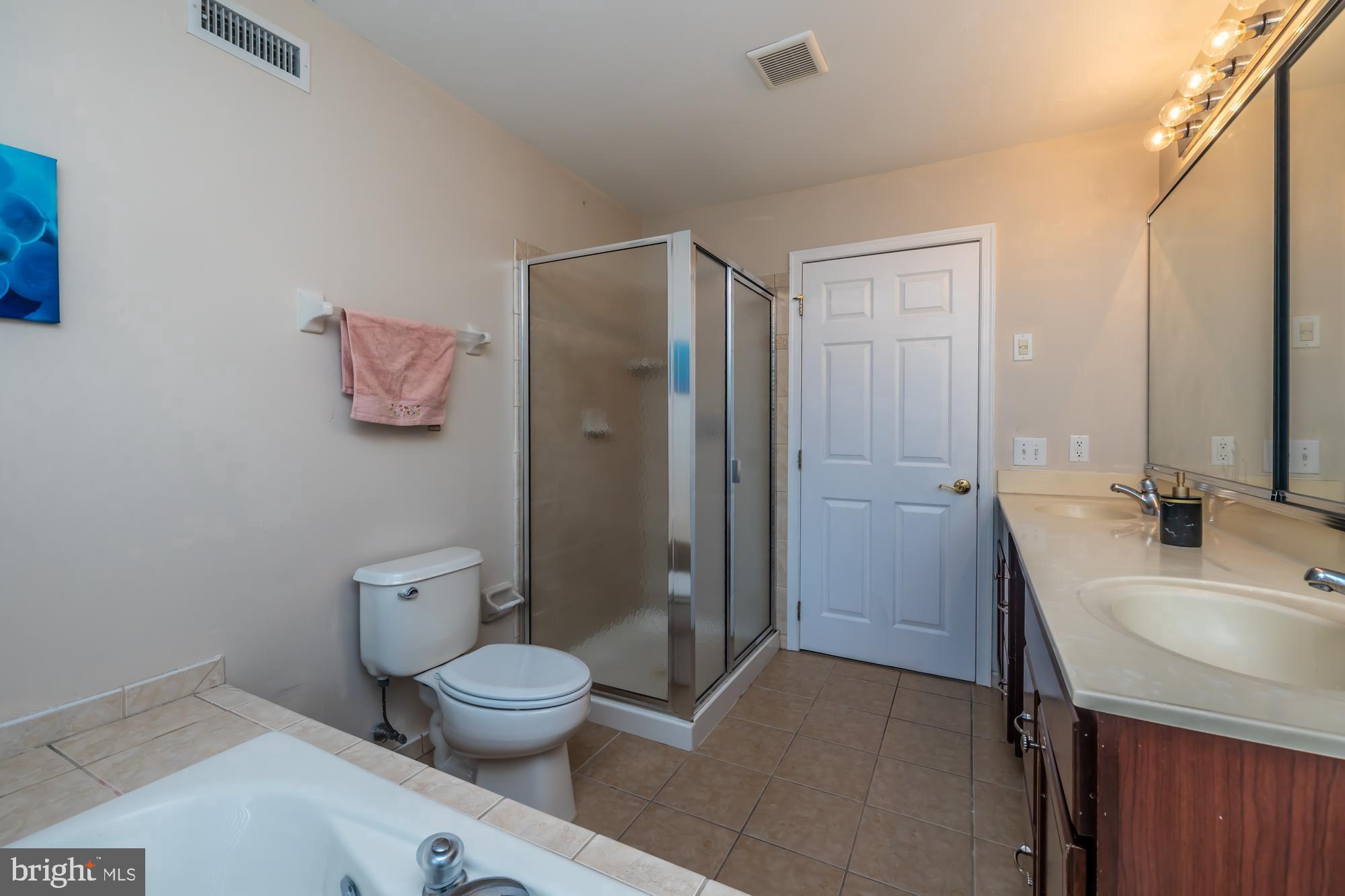 CHARLESTOWN MEADOWS - Residential Lease