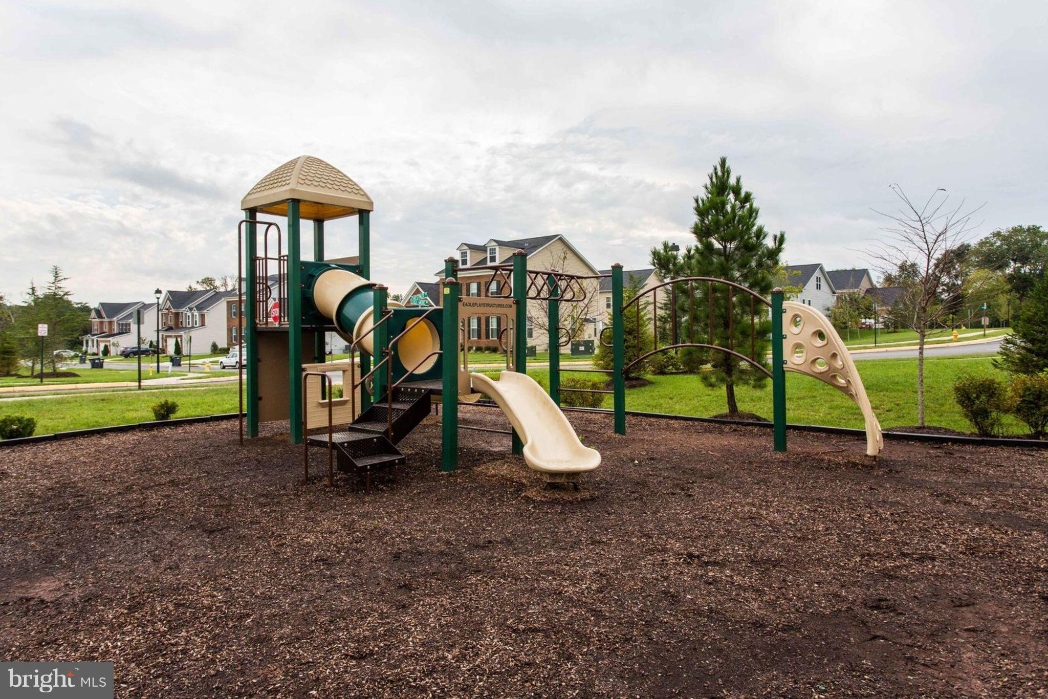 FALLS GROVE CONDOMINIUM - Residential