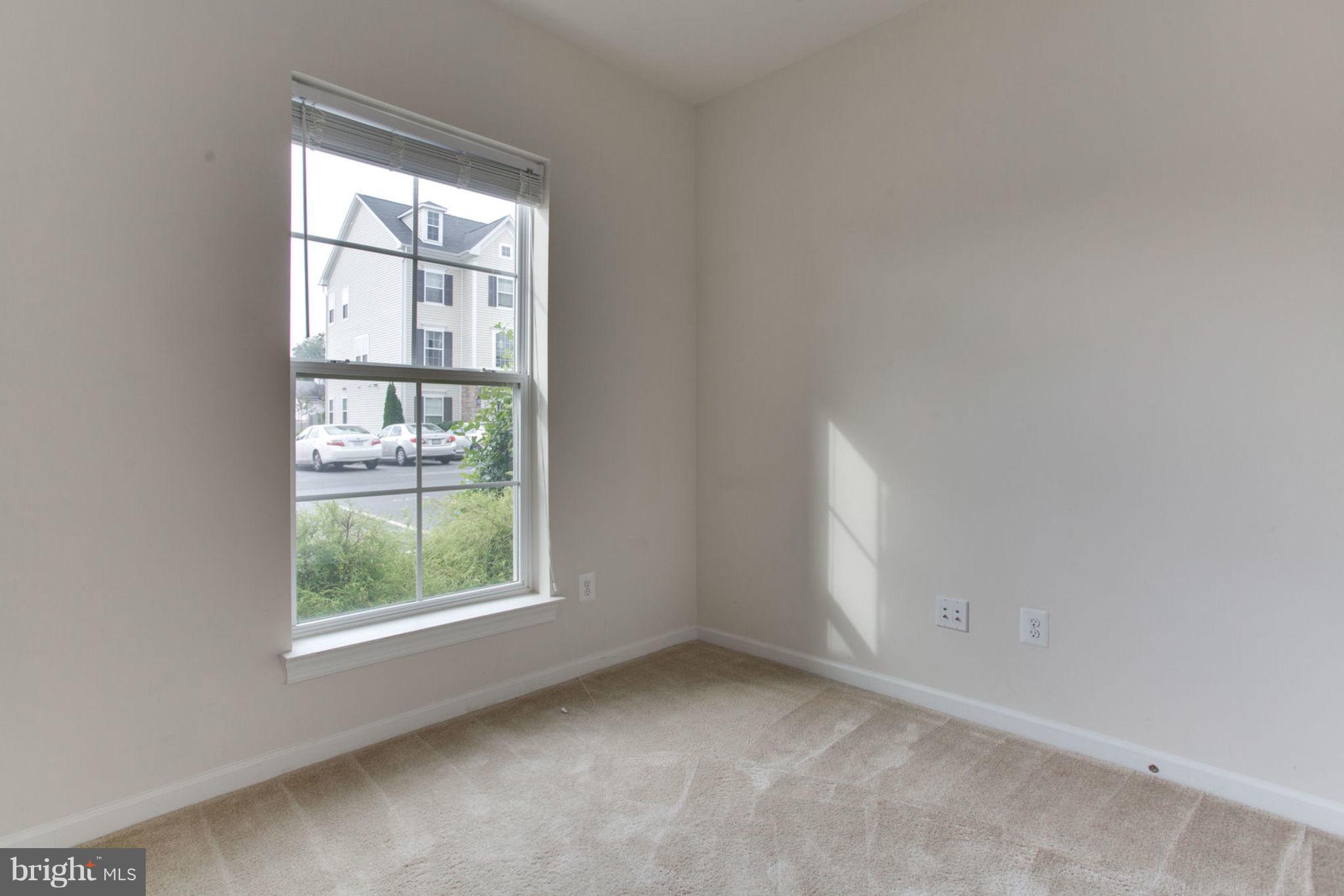 FALLS GROVE CONDOMINIUM - Residential