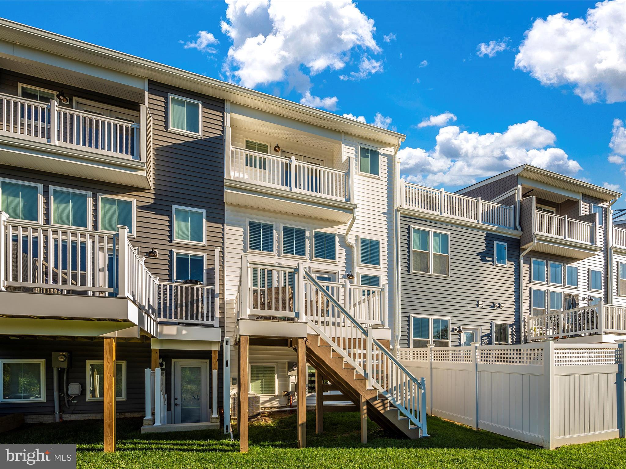 GAMBRILL VIEW - Residential Lease