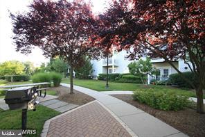 FOX MILL STATION - Residential Lease