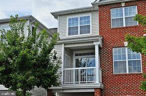 FOX MILL STATION - Residential Lease