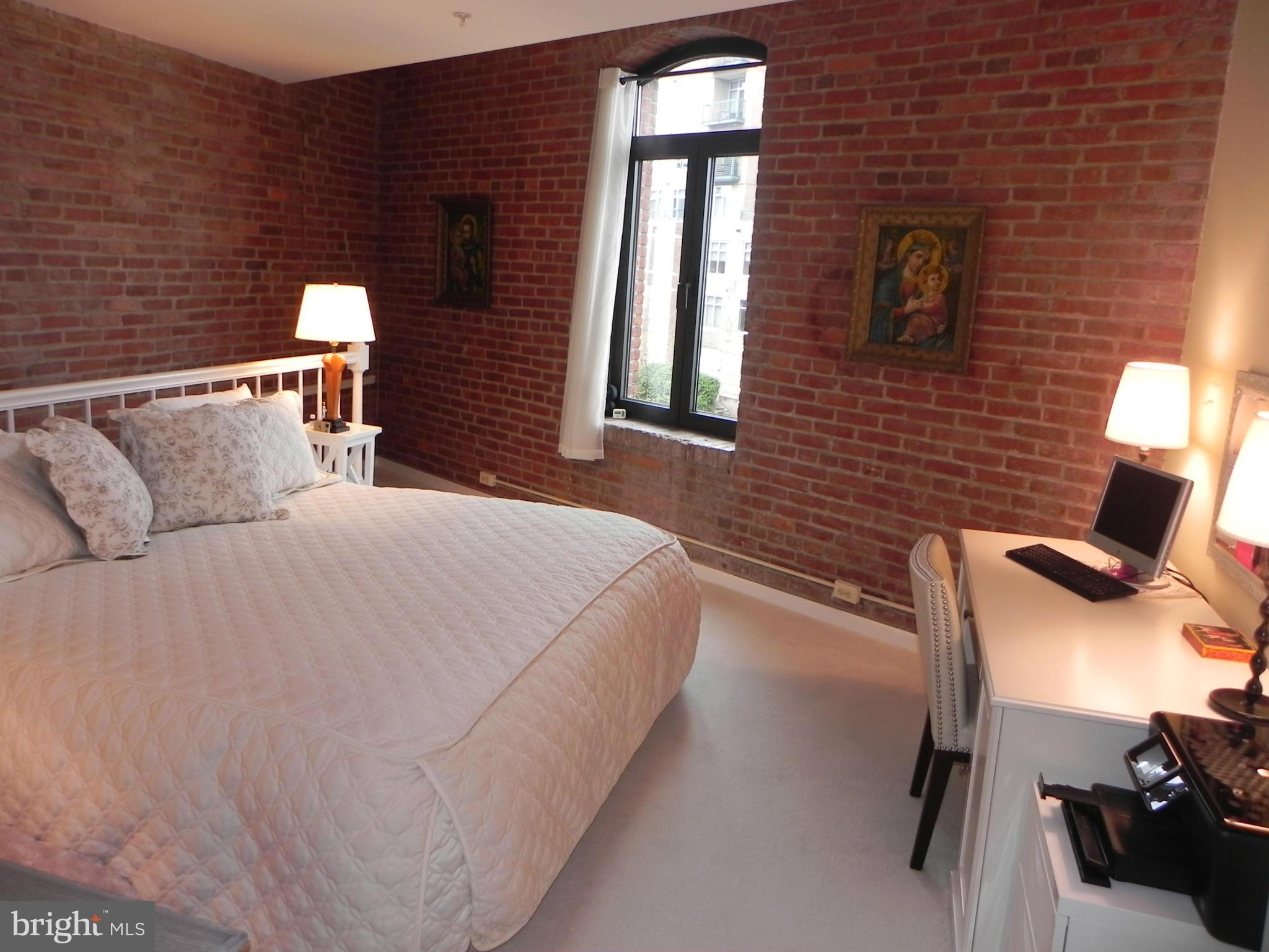 FELLS POINT HISTORIC DISTRICT - Residential