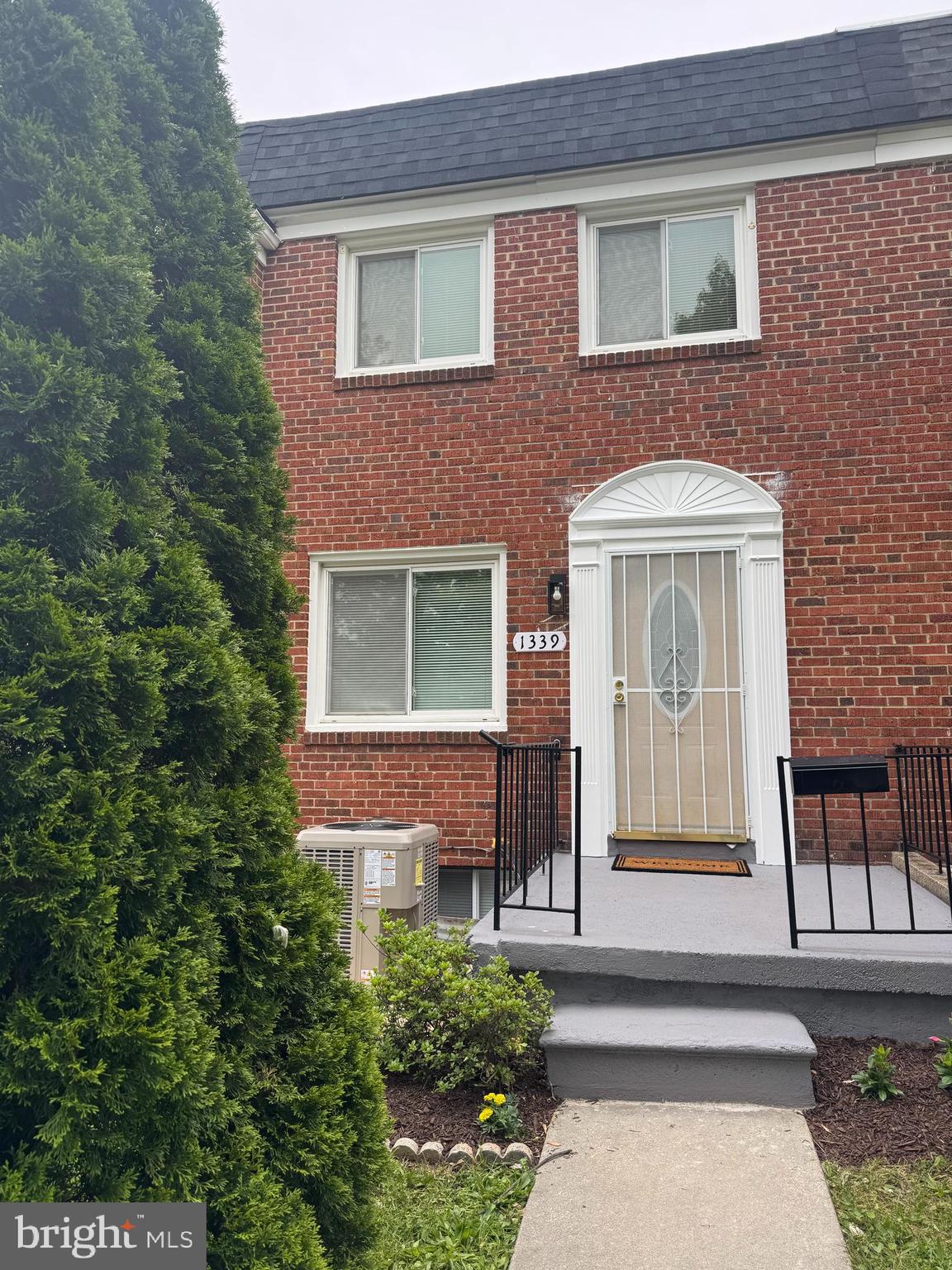 HILLENDALE - Residential