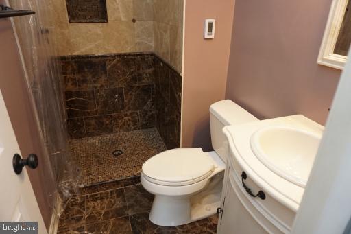 HEATHER GLEN - Residential Lease