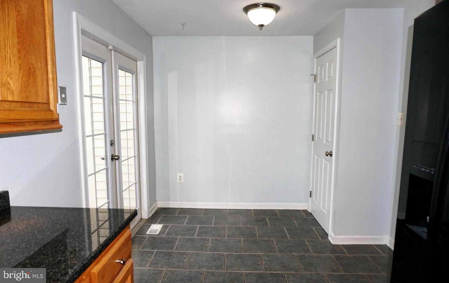 HEATHER GLEN - Residential Lease