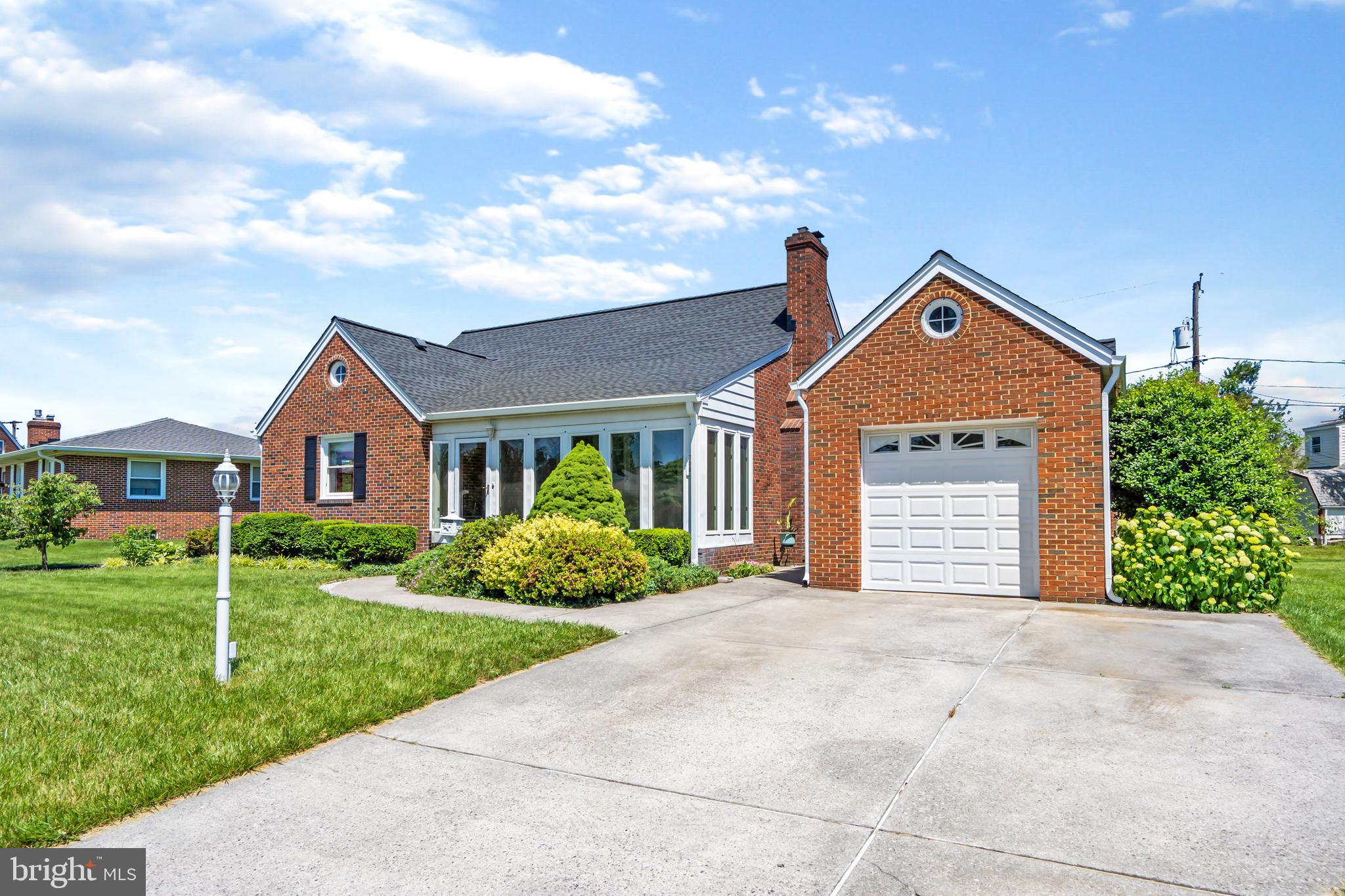 EAST LINTHICUM HEIGHTS - Residential