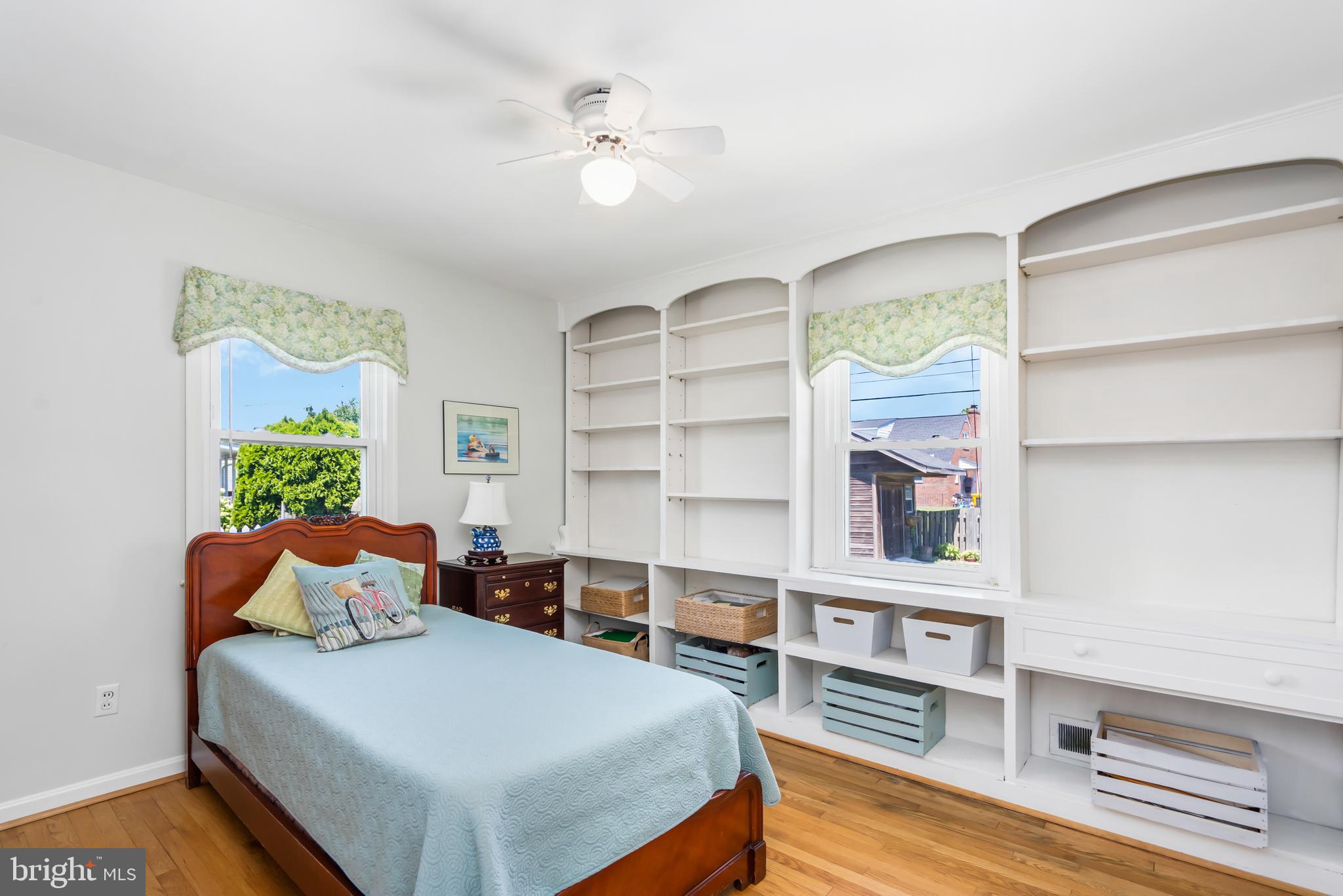 EAST LINTHICUM HEIGHTS - Residential