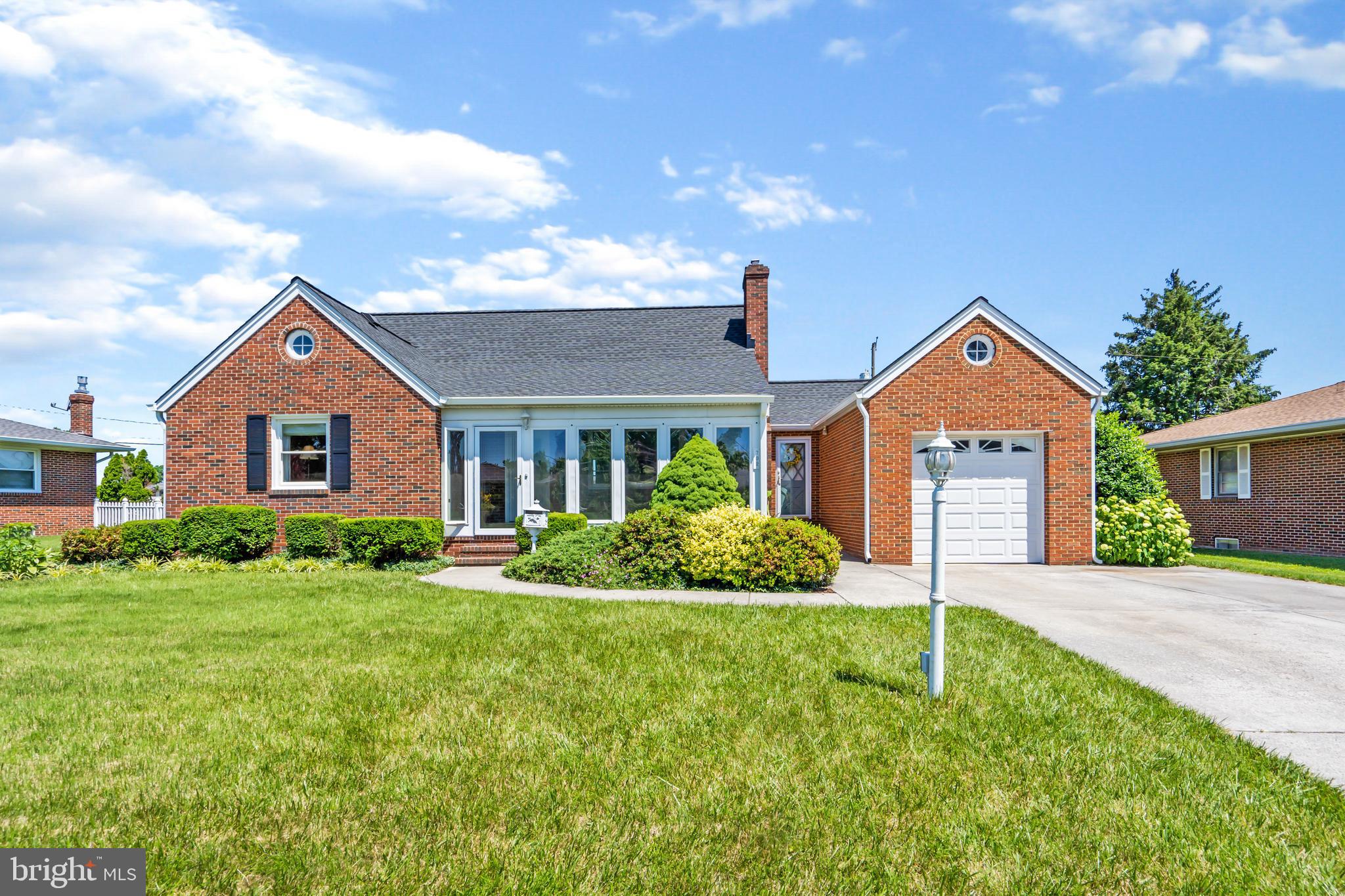 EAST LINTHICUM HEIGHTS - Residential