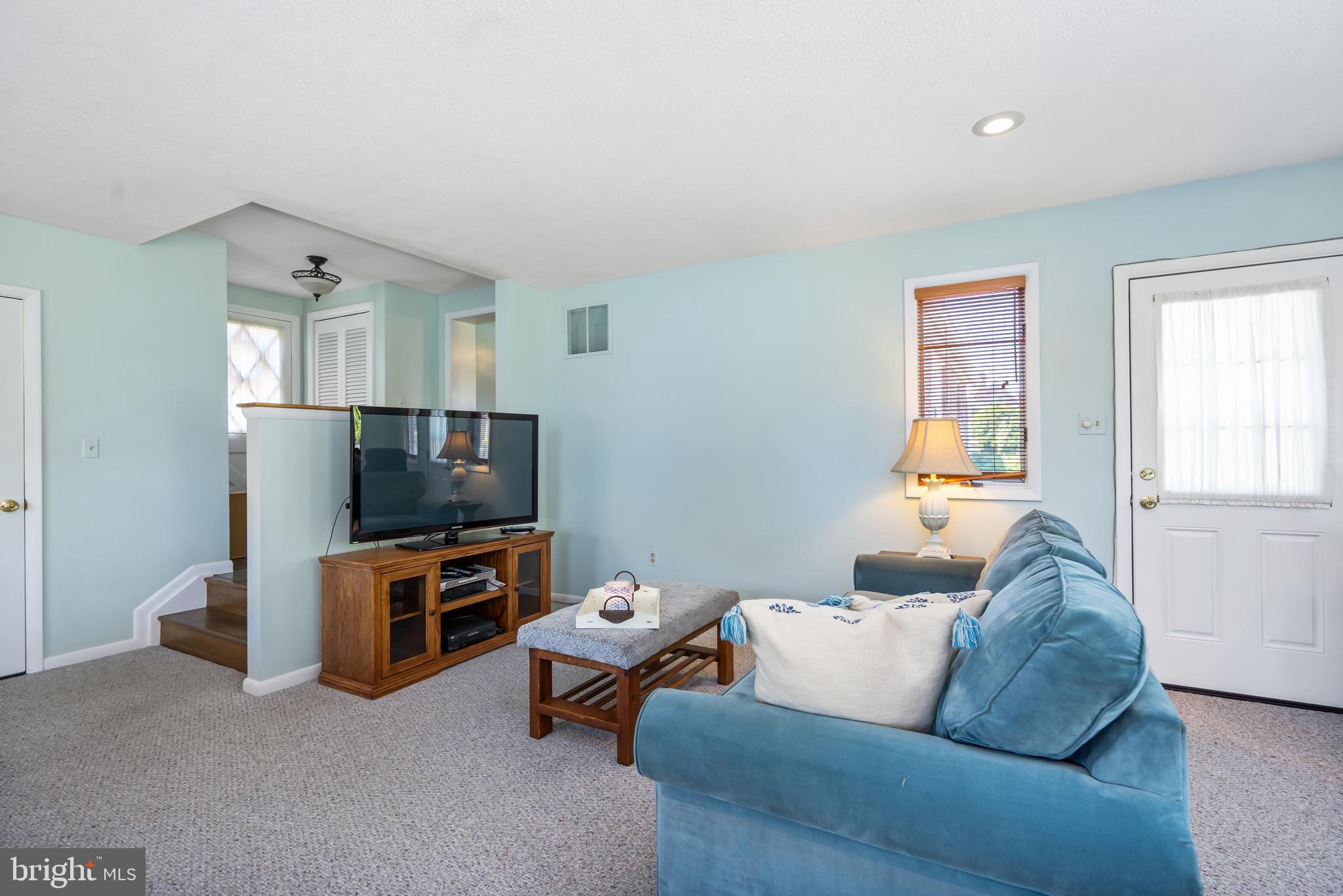 EAST LINTHICUM HEIGHTS - Residential